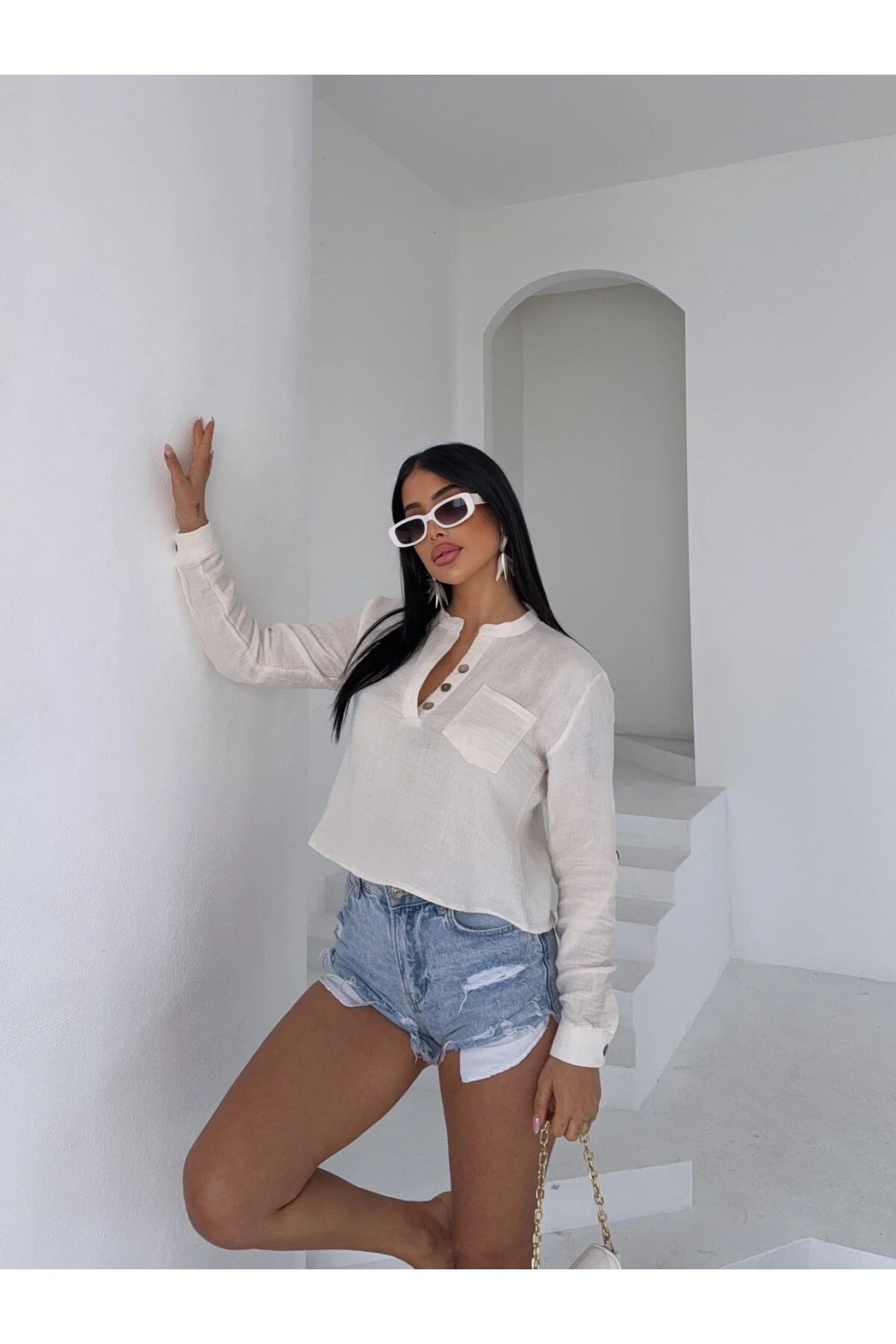 Kadın Açık Krem Hakim Yaka Müslin Gömlek Bluz HZL25S-DSB1515