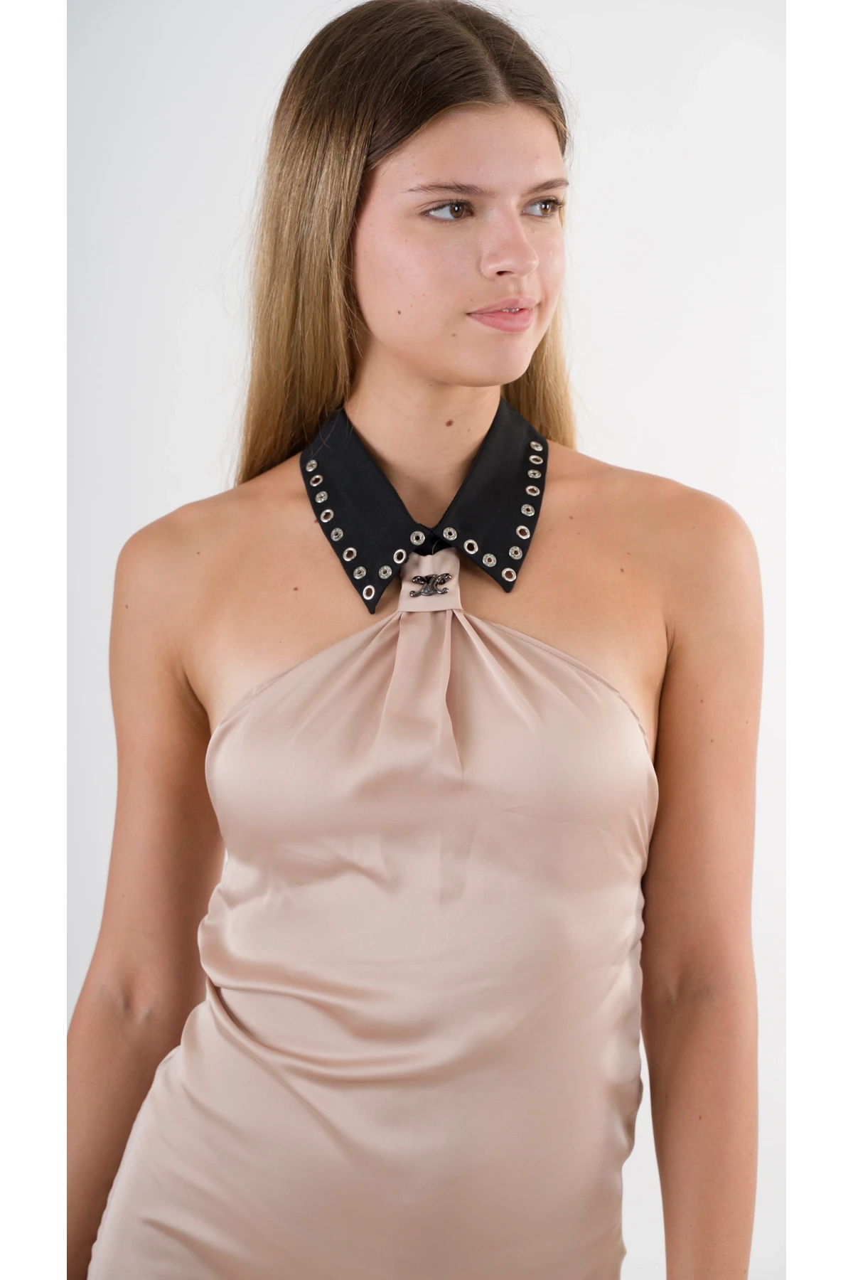 Kadın Bej Halter Yaka Saten Kumaş Sırt Dekolteli Mini Elbise HZL24S-YY262