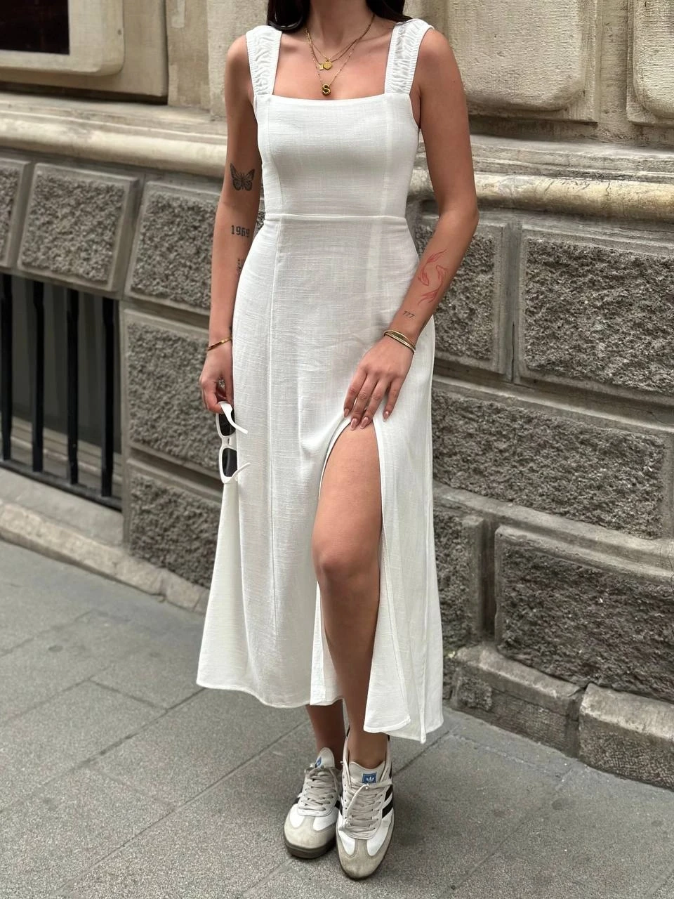 Kadın Beyaz Arkadan İp Bağlamalı Yırtmaç Detaylı Keten Elbise HZL25S-ZK11241