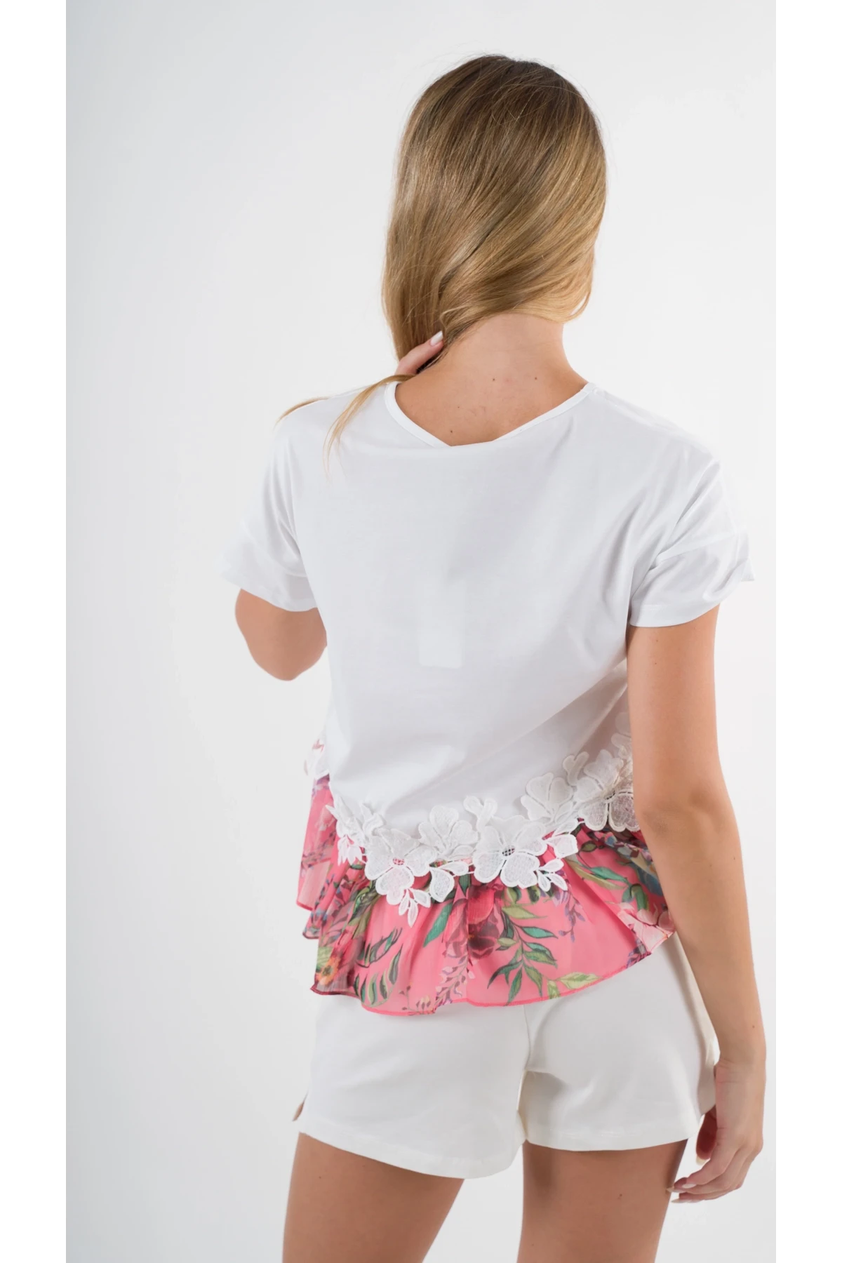 Kadın Beyaz Dantel Çiçek Desenli Bisiklet Yaka Bluz HZL24S-YY256