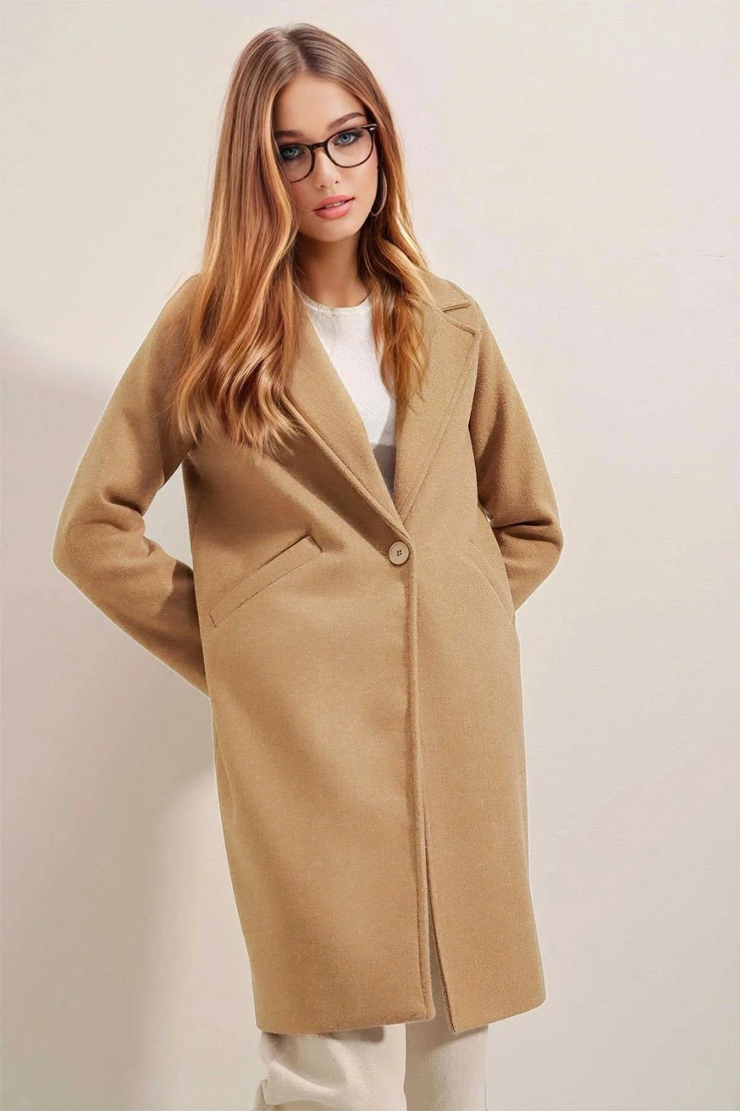 Kadın Bisküvi Tek Düğmeli Çift Cepli Astarlı Şık Kaşe Kaban HZL23W-BD190851