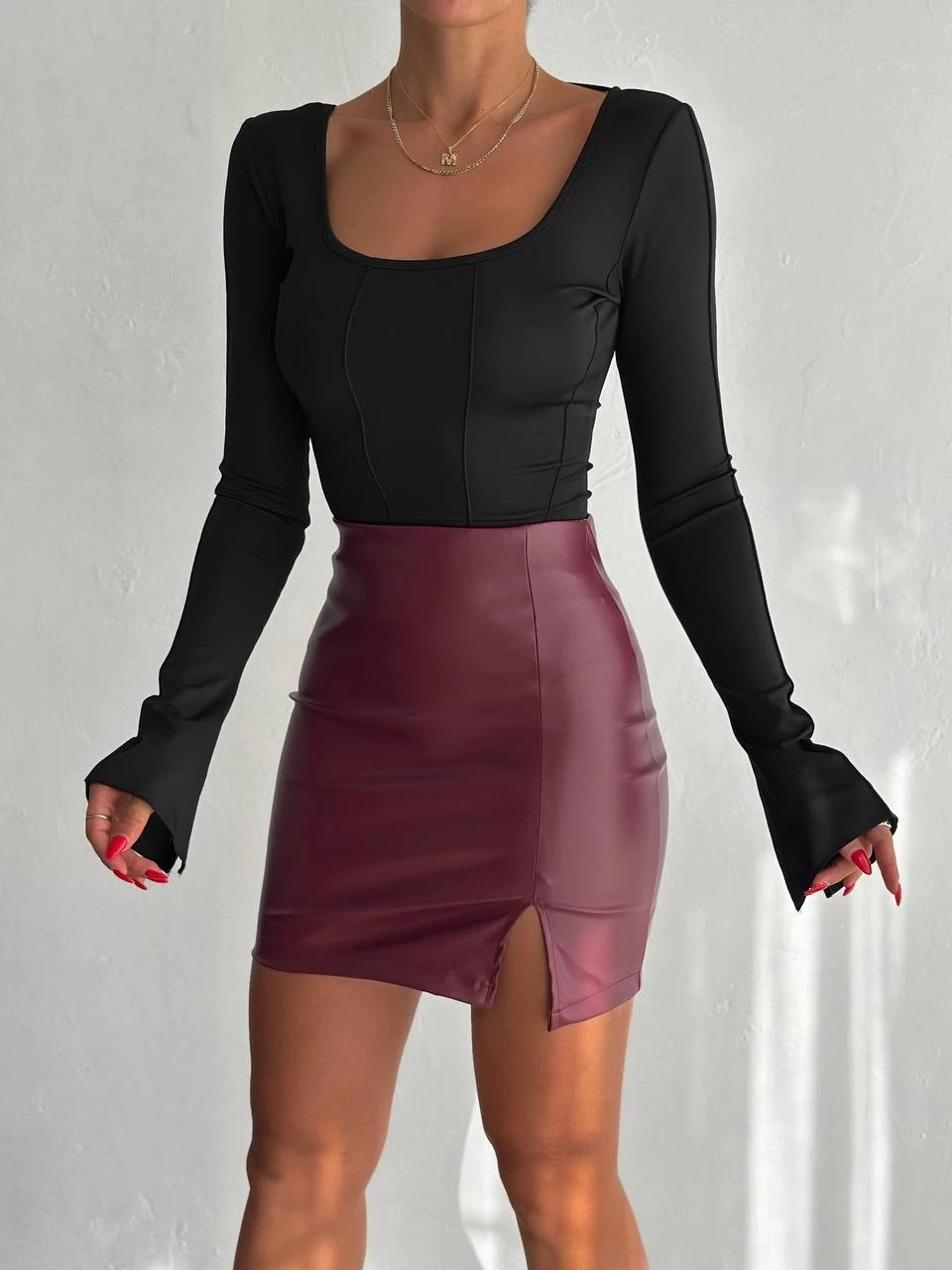 Kadın Bordo Beli Lastikli Yırtmaçlı Mini Etek HZL25W-FRY122421