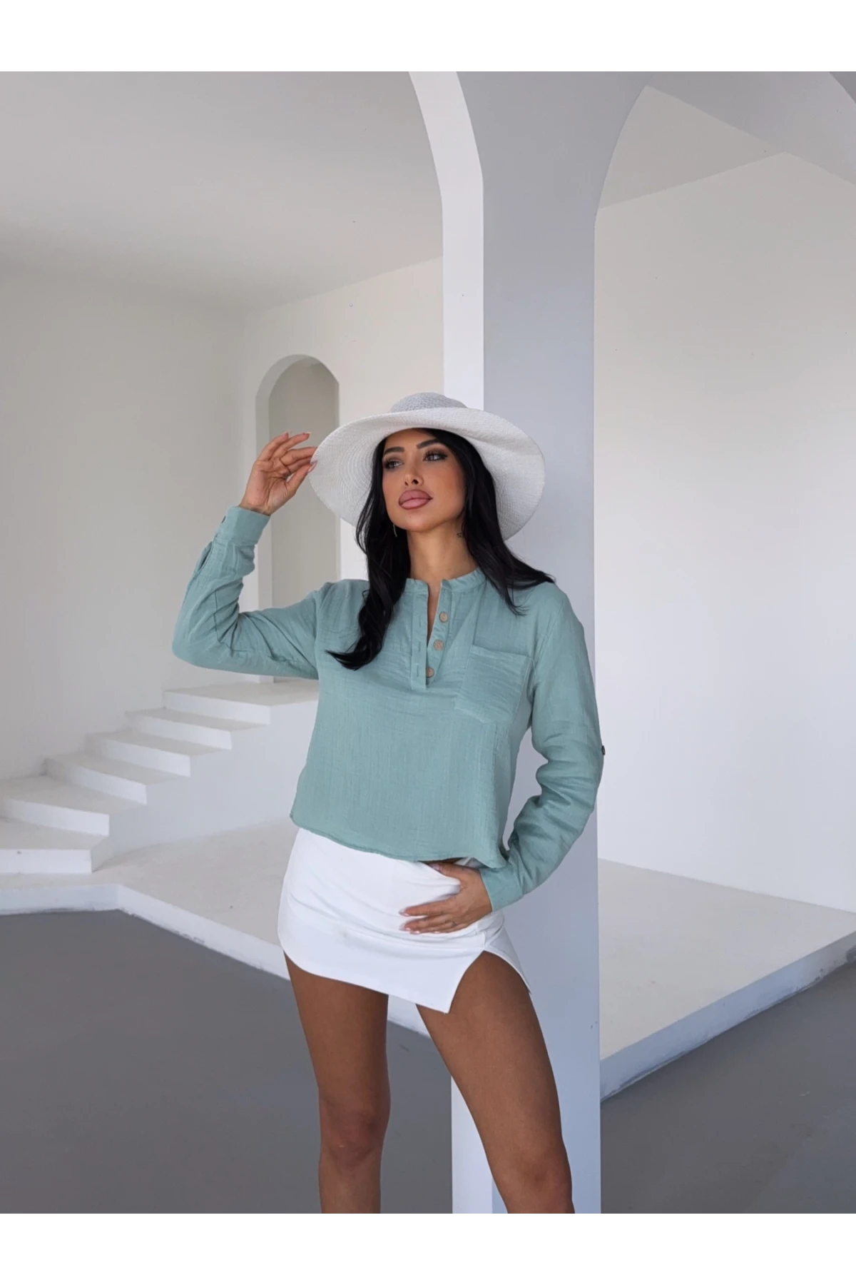 Kadın Çağla Yeşil Hakim Yaka Müslin Gömlek Bluz HZL25S-DSB1515