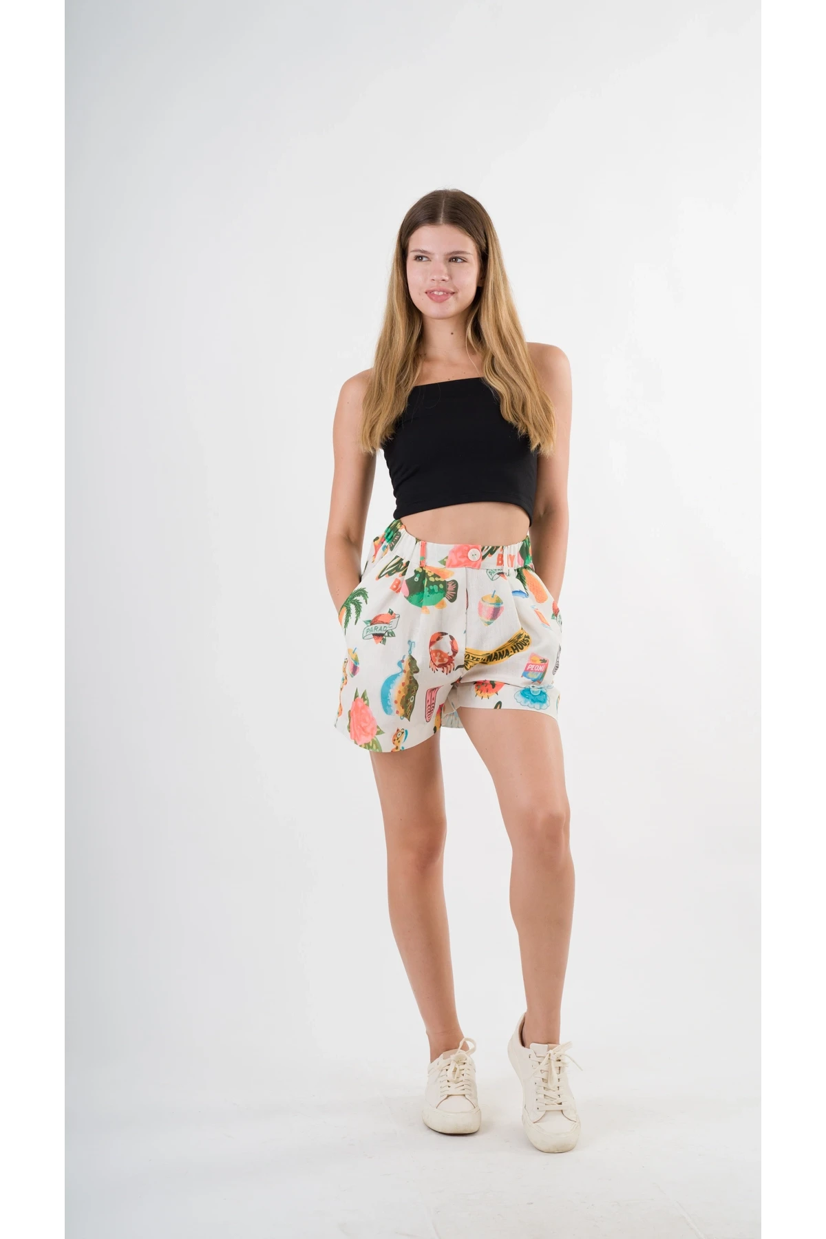 Kadın Çokrenkli Beli Lastikli Düğme Detaylı Cepli Şort HZL24S-YY277