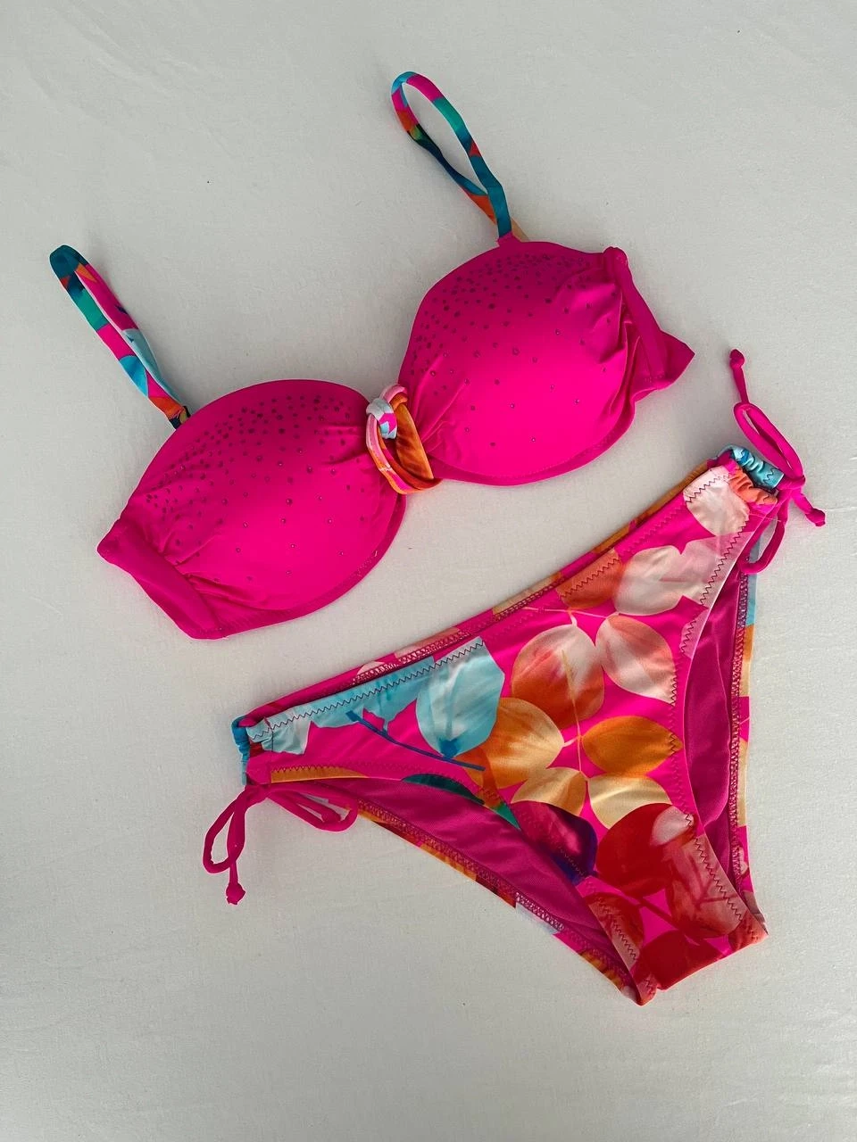 Kadın Fuşya Taş İşlemeli Astarlı Bikini Takım HZL25S-LC207