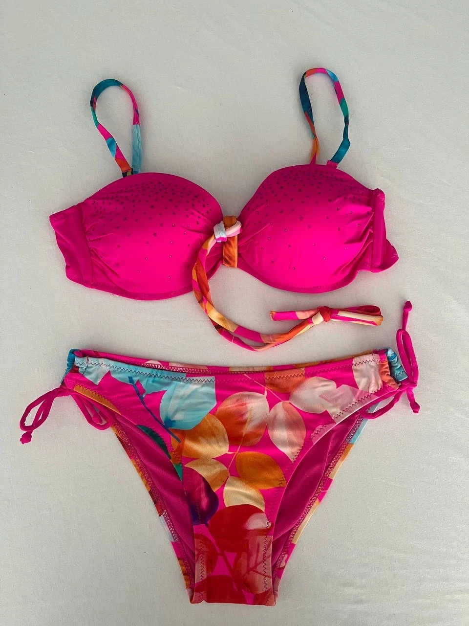 Kadın Fuşya Taş İşlemeli Astarlı Bikini Takım HZL25S-LC207