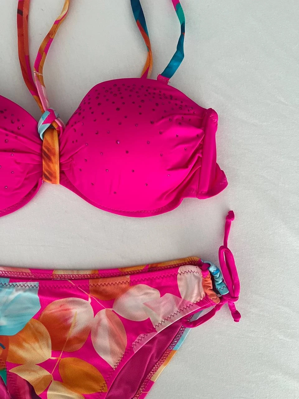 Kadın Fuşya Taş İşlemeli Astarlı Bikini Takım HZL25S-LC207