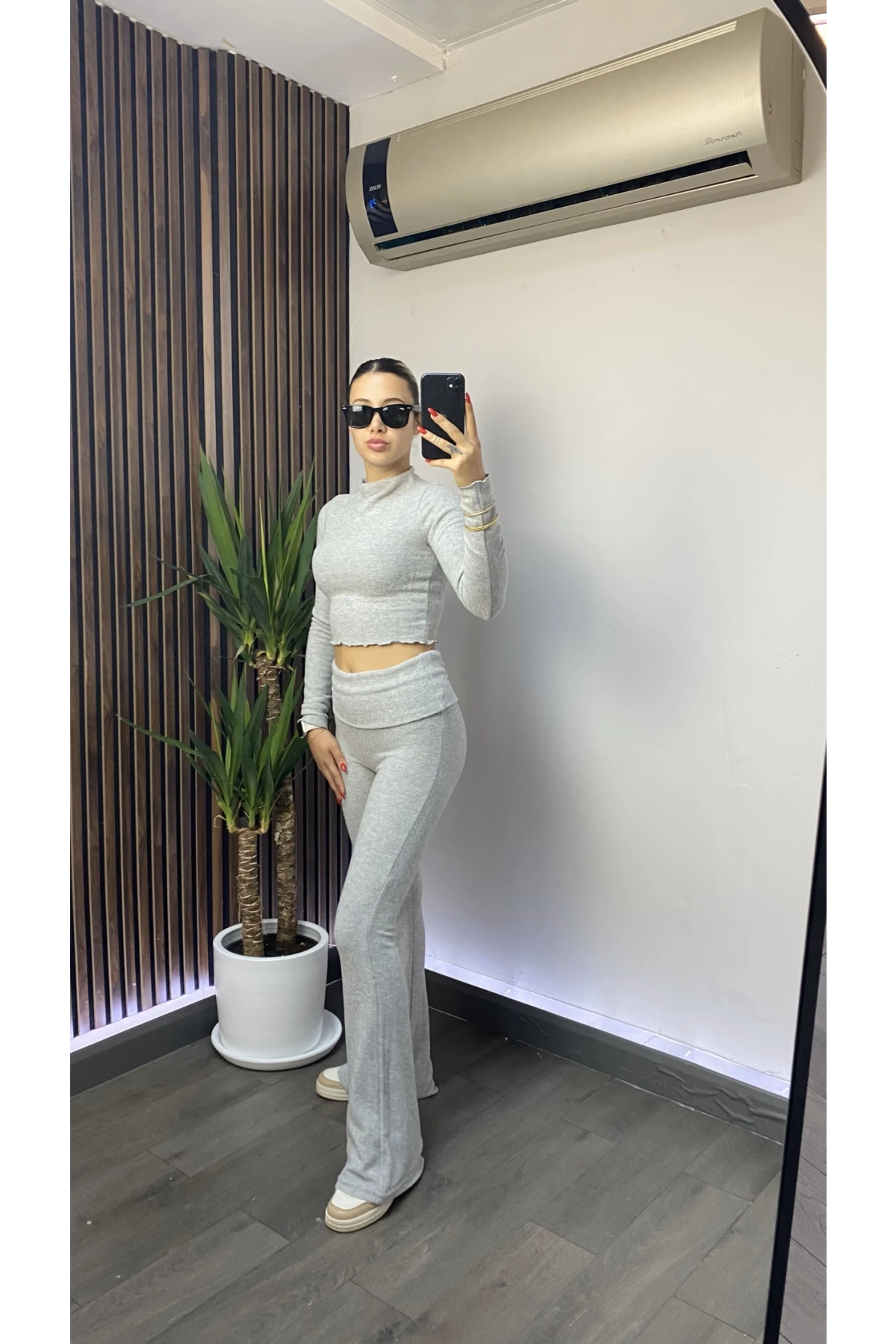 Kadın Gri Bel Katlamalı İspanyol İkili Yumoş Takım HZL25W-ZK13501