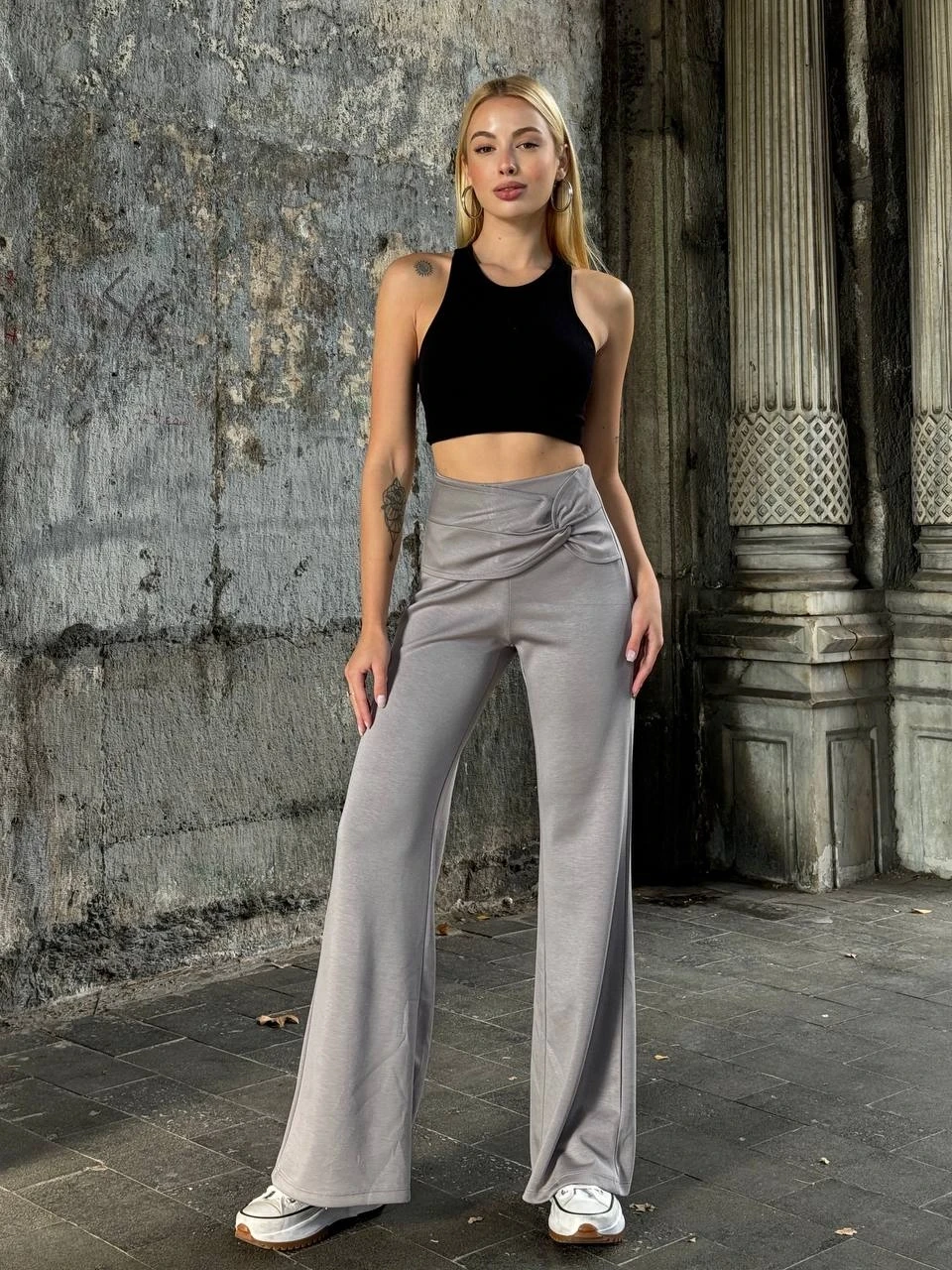 Kadın Gri Yüksel Bel Kemer Detaylı İspanyol Paça Pantolon HZL25W-ZK11481