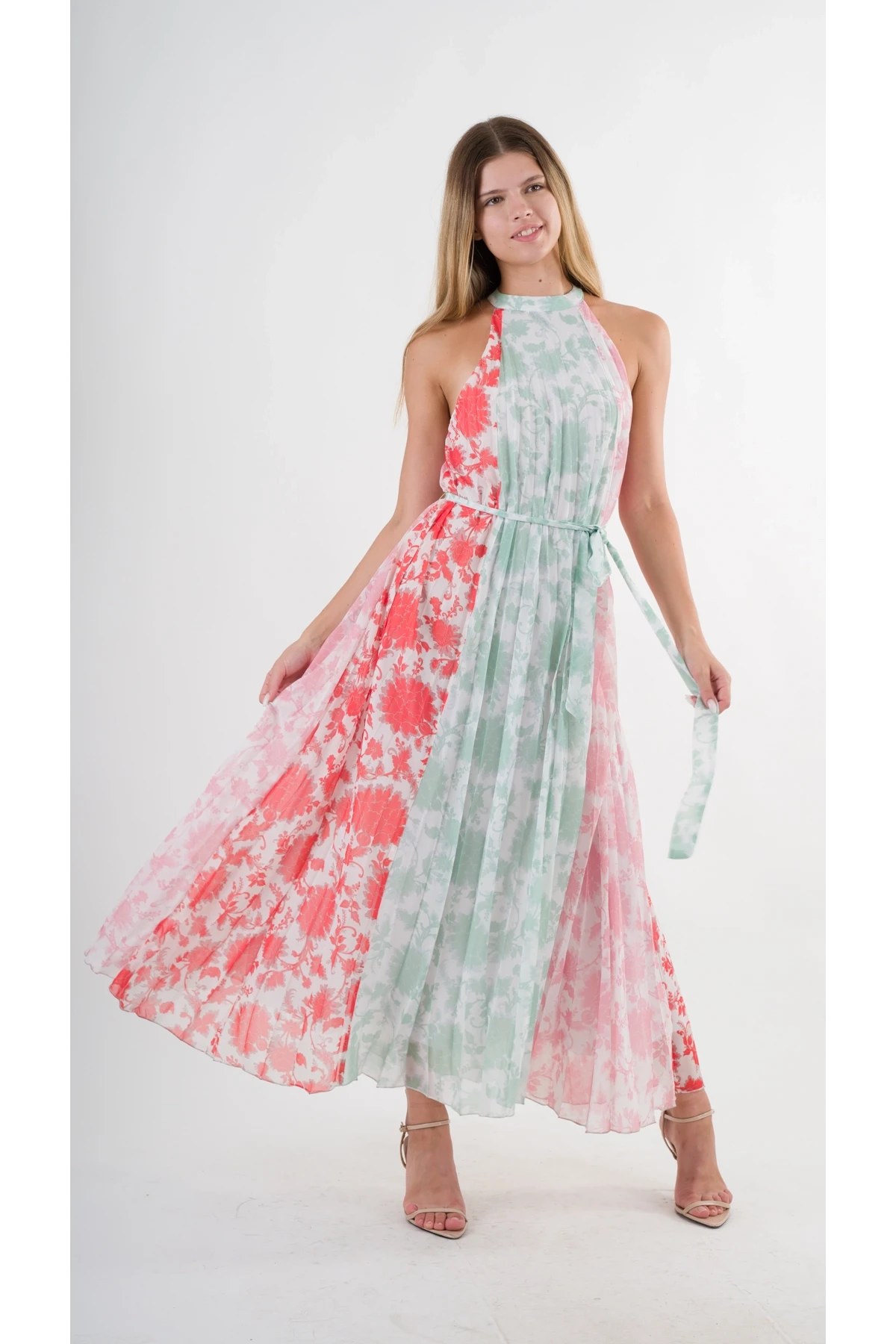 Kadın Kırmızı Yeşil Bloklu Yaprak Desenli Halter Yaka Kuşaklı Astarlı Uzun Elbise HZL24S-YY233