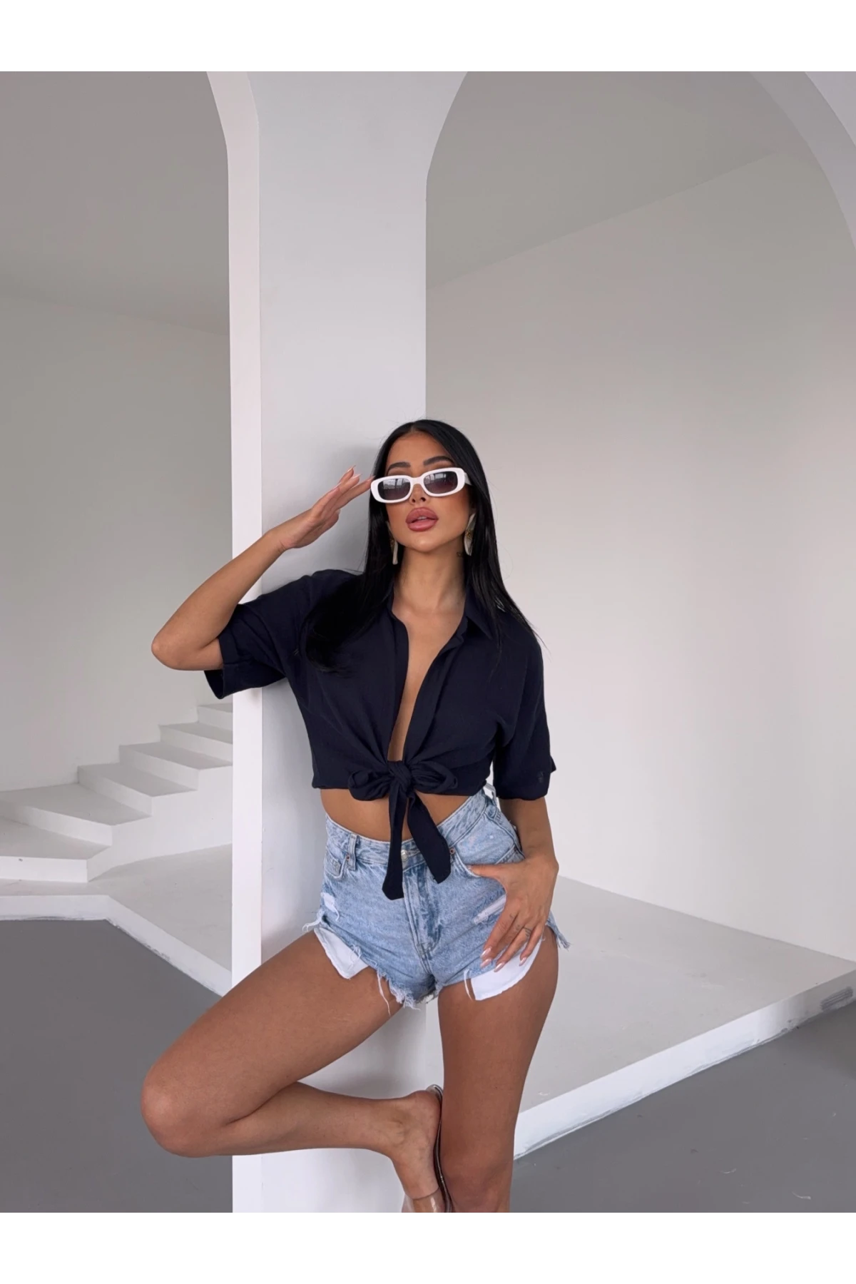 Kadın Lacivert Bağlama Detaylı Müslin Keten Bluz HZL25S-DSB1212