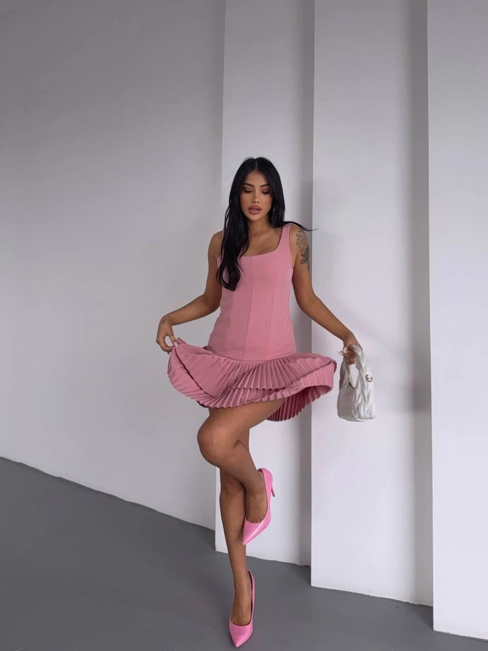 Kadın Pembe Pileli Şortlu Mini Elbise HZL25S-FRY122991