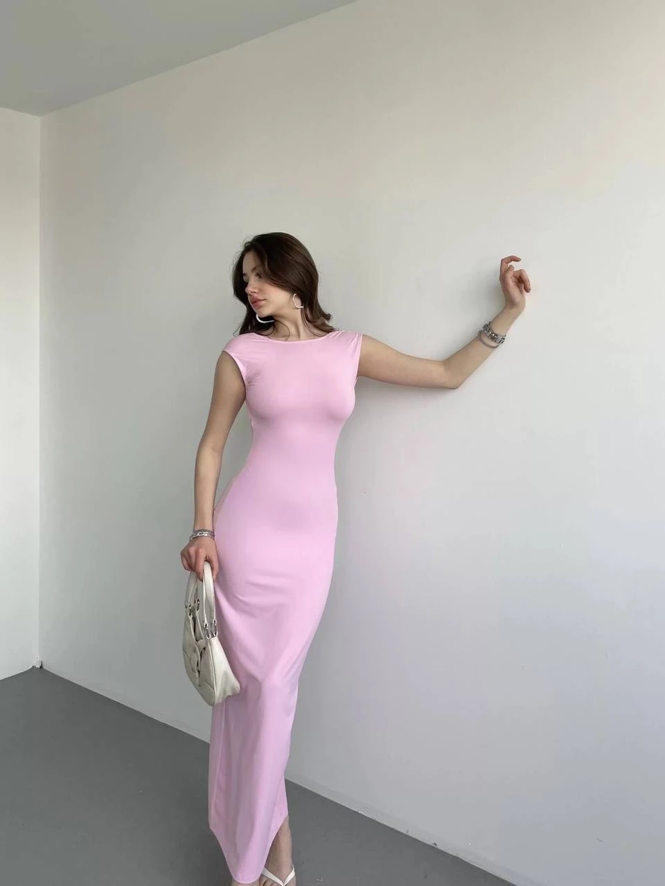 Kadın Pembe Sırt Dekolteli Yumuşak Dokulu Elbise HZL25S-ZK13321