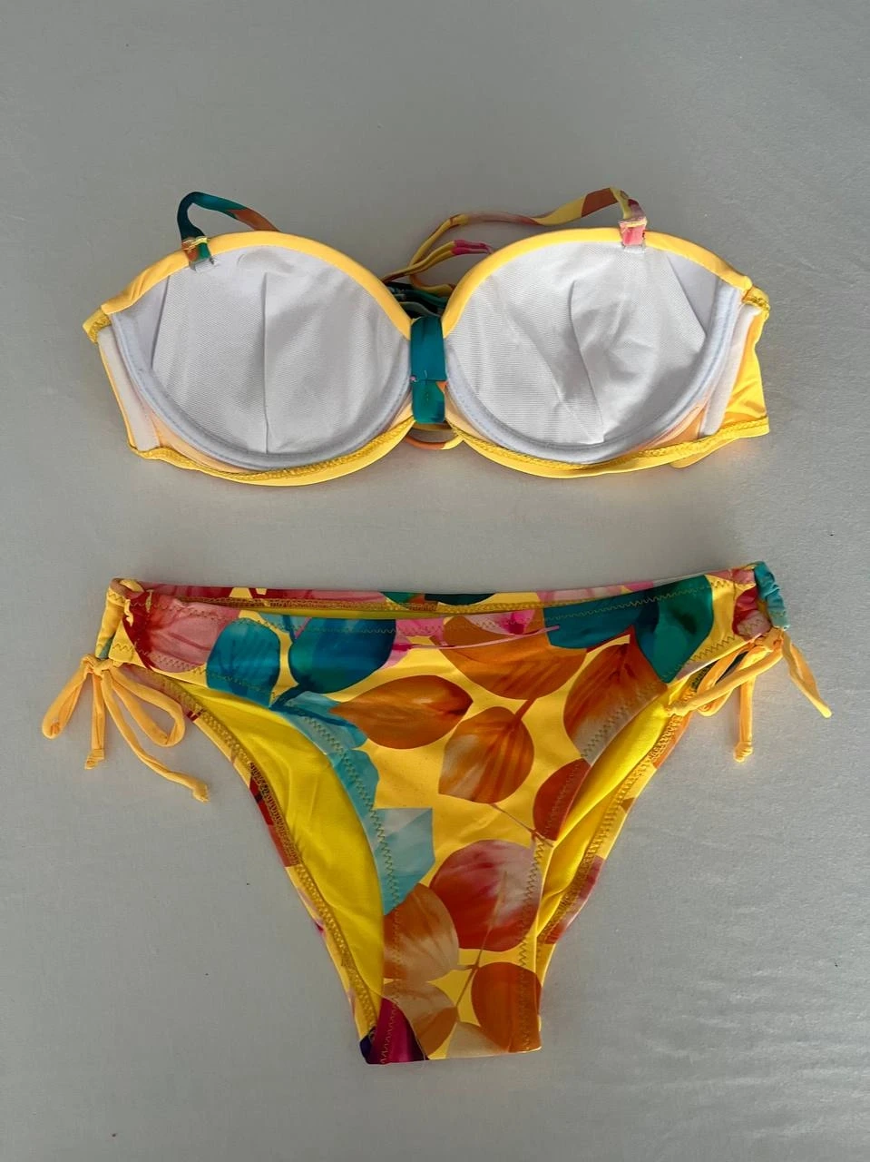 Kadın Sarı Taş İşlemeli Astarlı Bikini Takım HZL25S-LC207