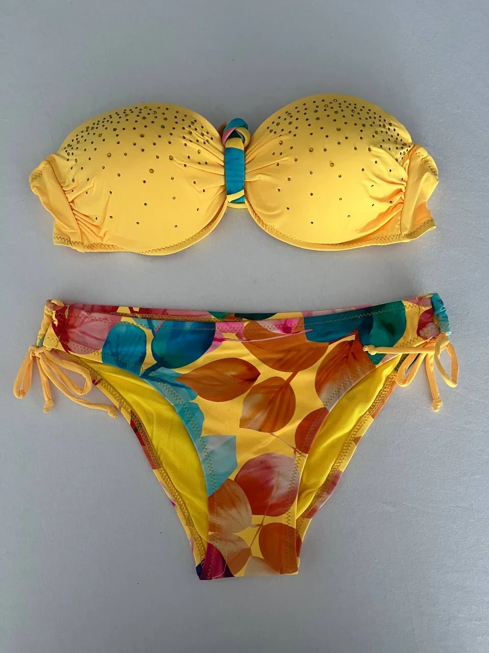 Kadın Sarı Taş İşlemeli Astarlı Bikini Takım HZL25S-LC207