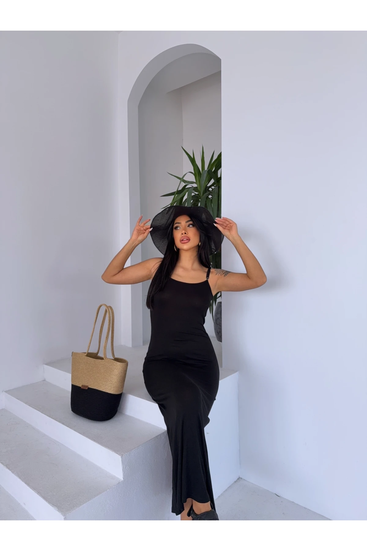 Kadın Siyah Ayarlanabilir Askılı Midi Boy Elbise HZL25S-FRY122921