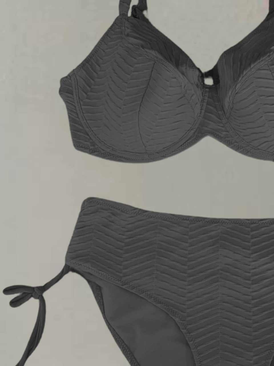 Kadın Siyah Desenli Büyük Beden Astarlı Bikini Takım HZL25S-LC4004