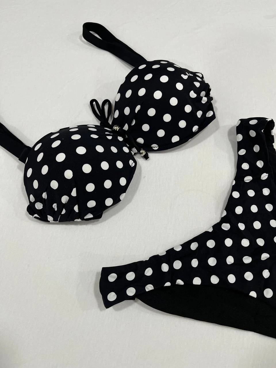 Kadın Siyah Puantiyeli Astarlı Bikini Takım HZL25S-LC2223