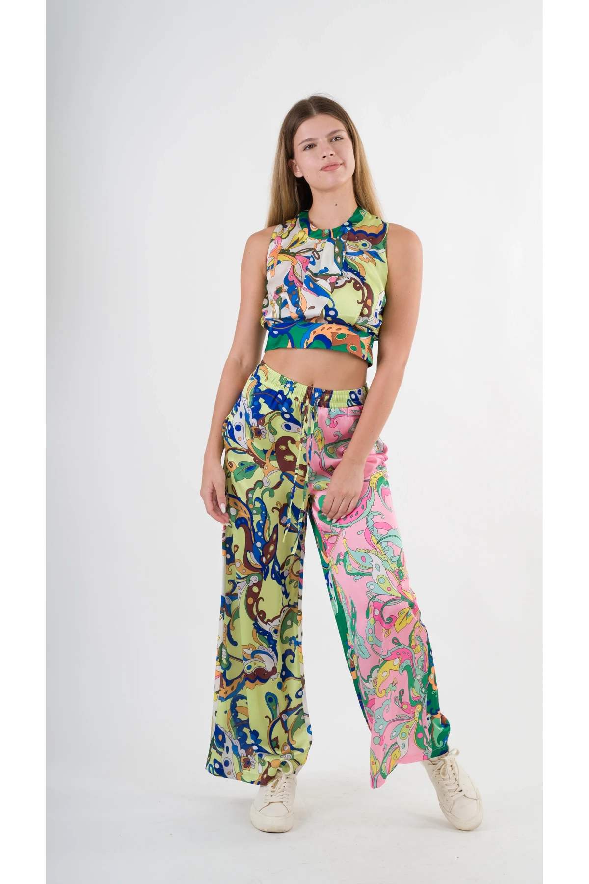 Kadın Yeşil Pembe Desenli Bluz Pantolon Takım HZL22S-YY298