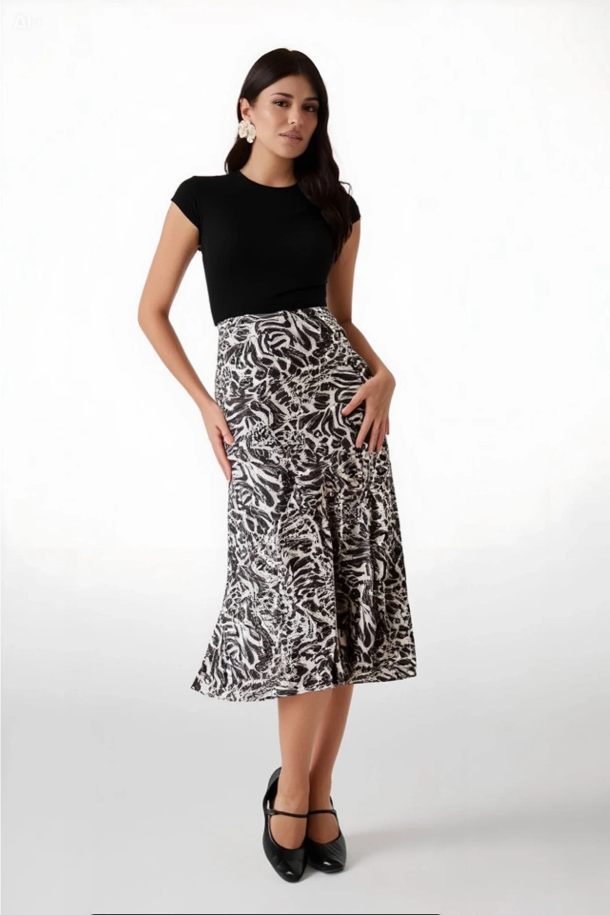 Kadın Açık Bej Zebra Desenli Saten Yüzeyli Beli Lastikli Midi Boy Etek Hzl23S-BD1101471