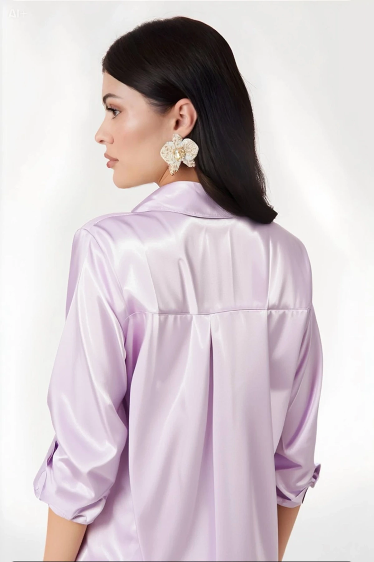 Kadın Açık Lila Hafif Dökümlü Saten Yüzeyli Gömlek HZL22W-BD139641