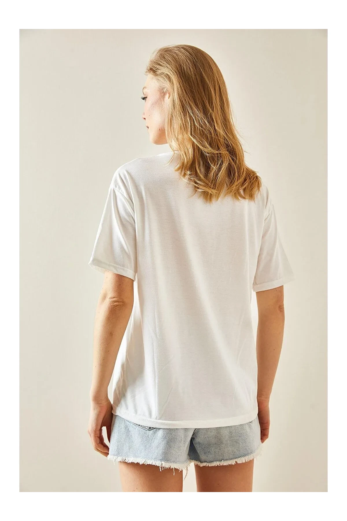 Kadın Beyaz Pembe Arizona Baskılı Bisiklet Yaka T-Shirt HZL24S-DSB120261