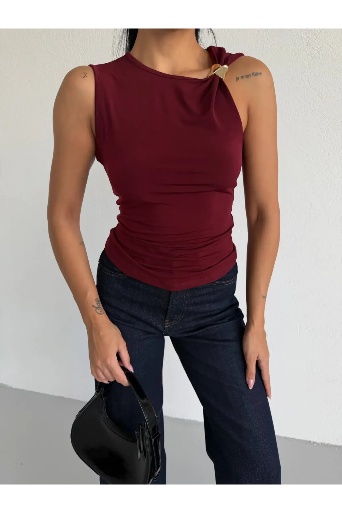 Kadın Bordo Gold Tokalı Omuz Detaylı Sandy Bluz HZL26W-FRY123761