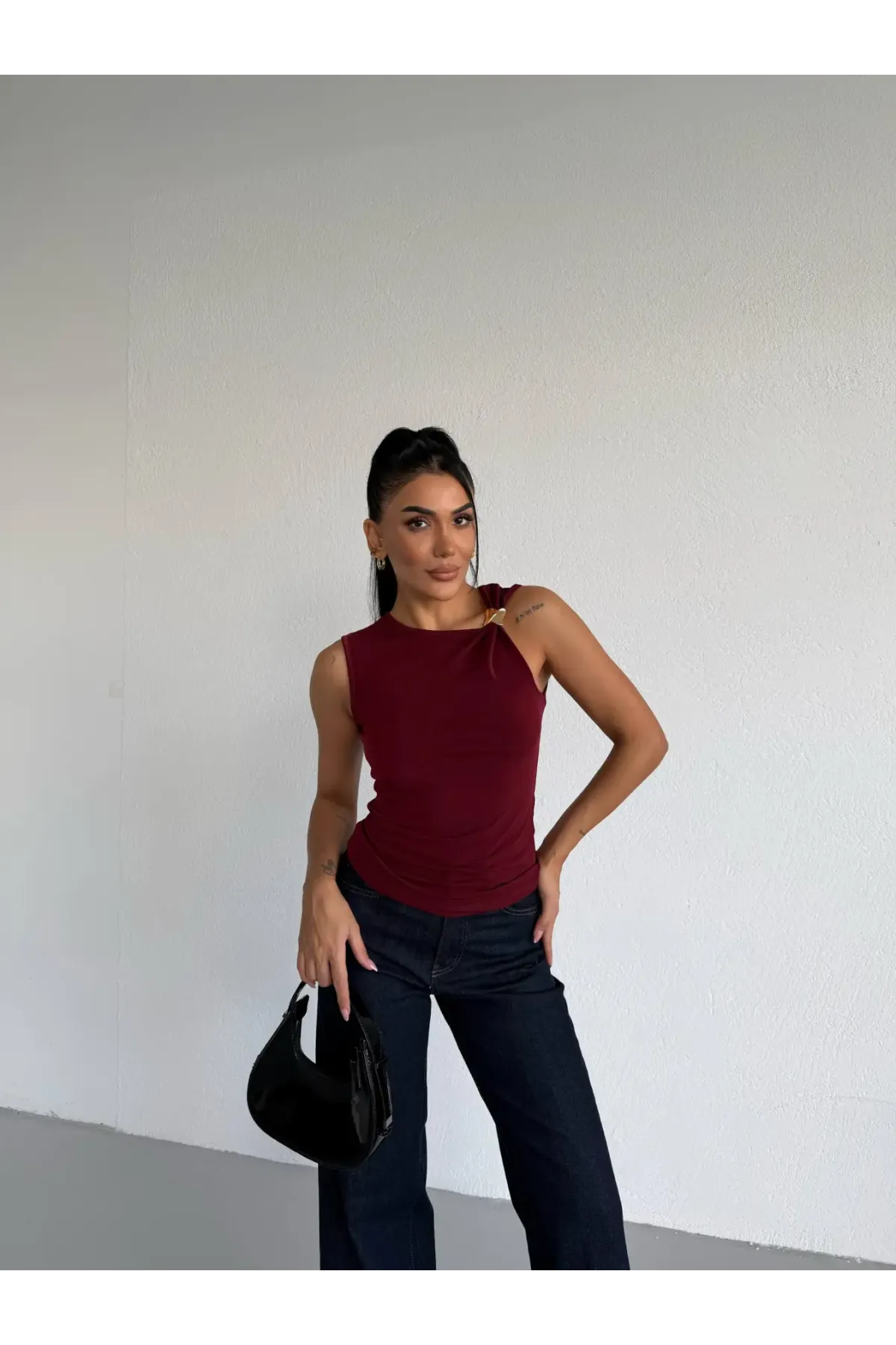 Kadın Bordo Gold Tokalı Omuz Detaylı Sandy Bluz HZL26W-FRY123761