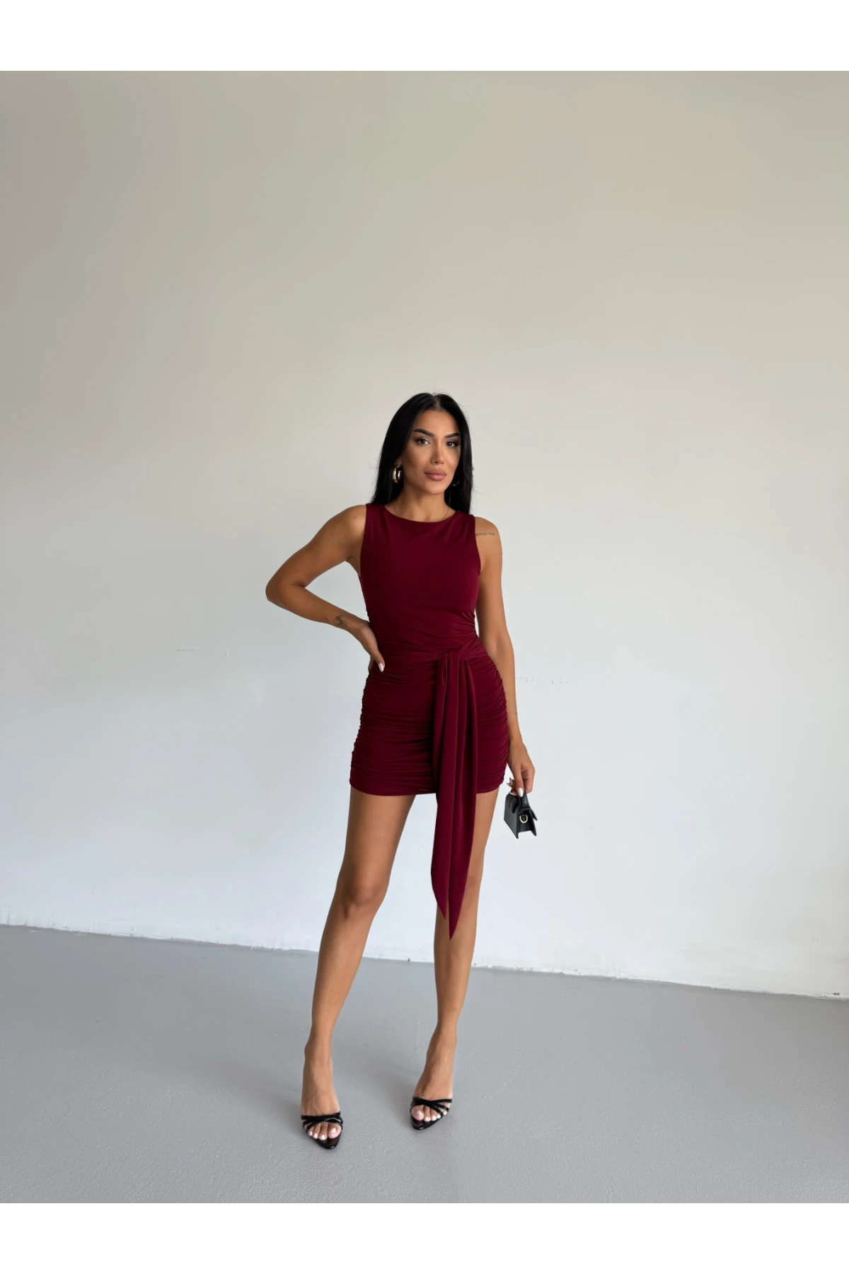 Kadın Bordo Bisiklet Yaka Sıfır Kol Kuşaklı Elbise HZL25S-FRY123221