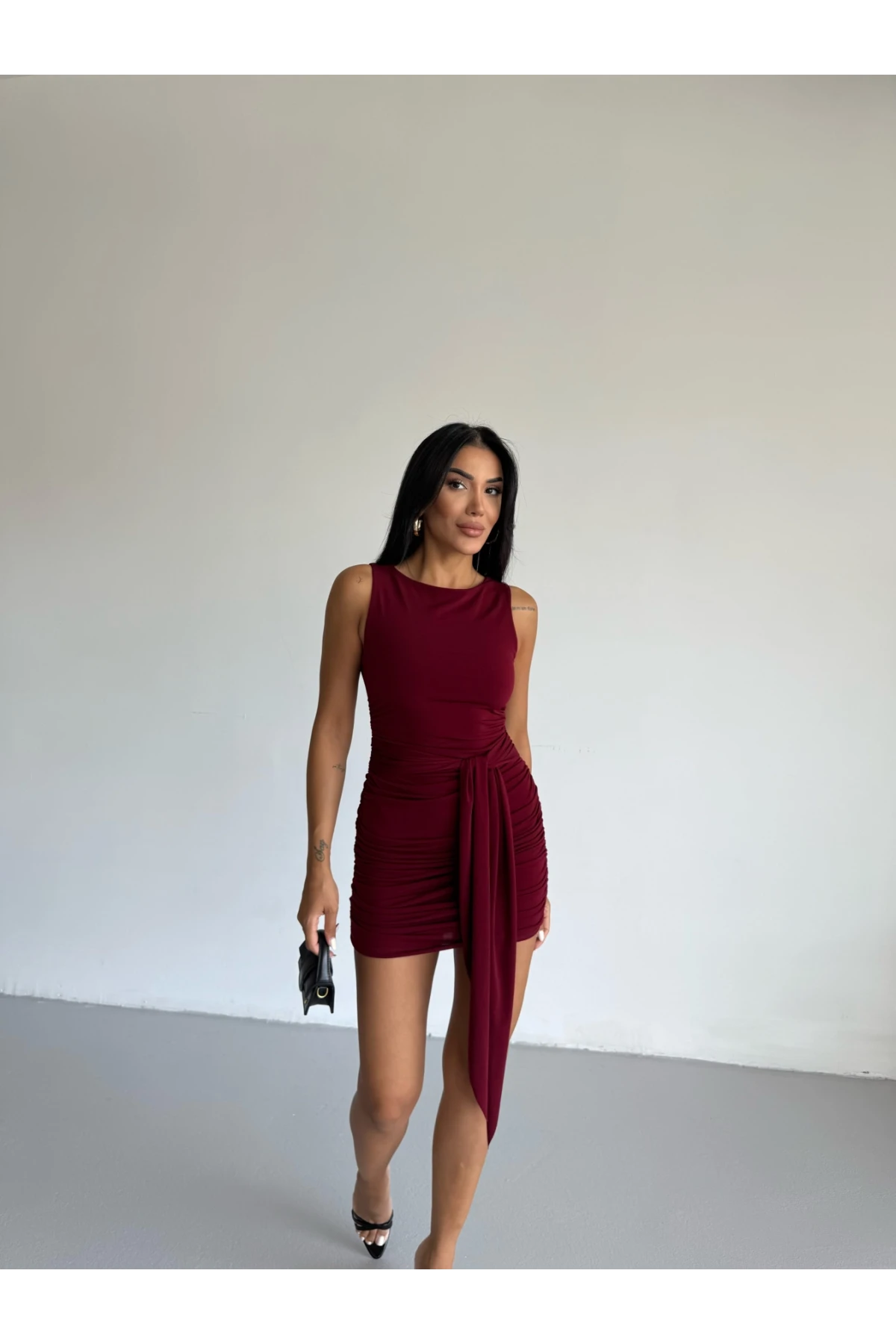 Kadın Bordo Bisiklet Yaka Sıfır Kol Kuşaklı Elbise HZL25S-FRY123221