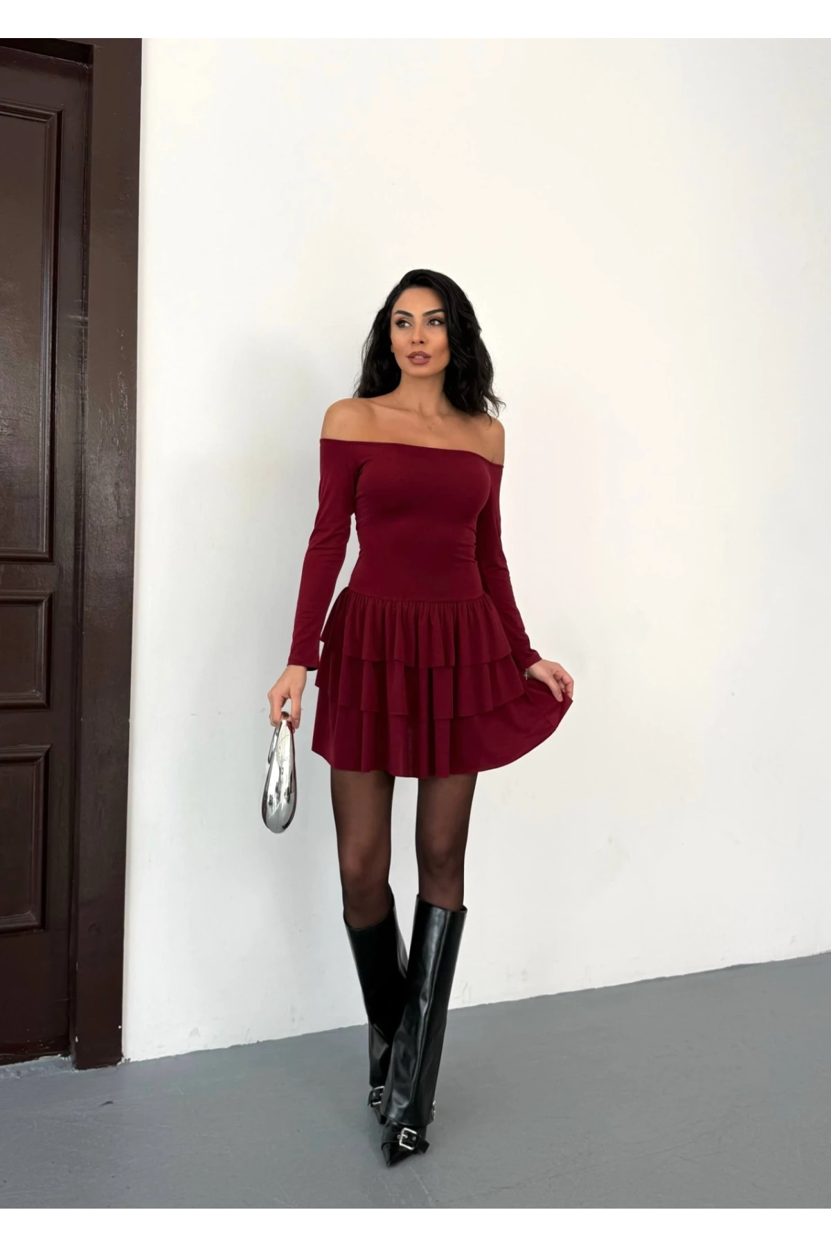 Kadın Bordo Straplez Yaka Kat Kat Etek Detaylı Mini Elbise HZL25W-FRY123581