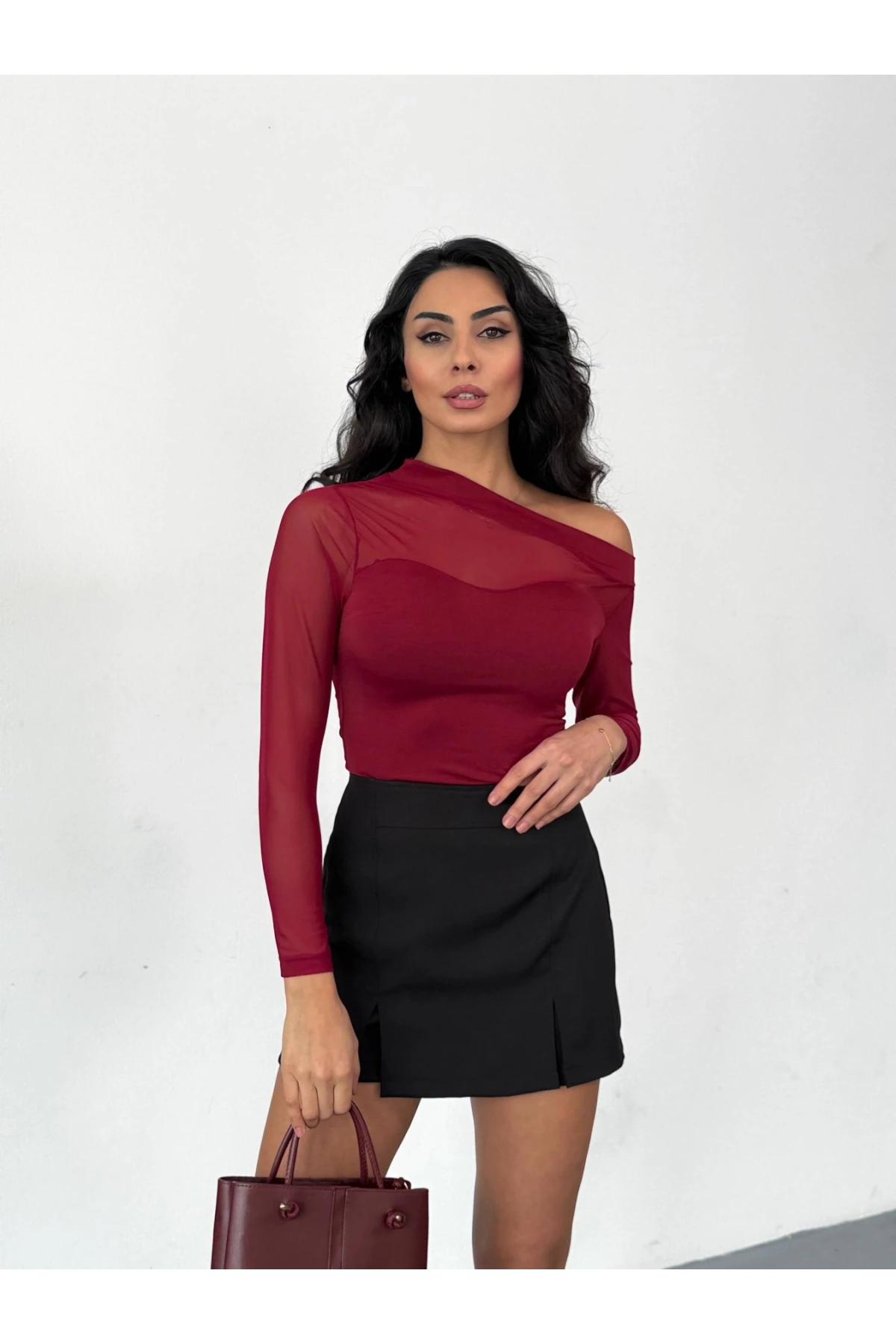 Kadın Bordo Tül Garnili Uzun Kol Şık Rahat Bluz HZL25W-FRY123541