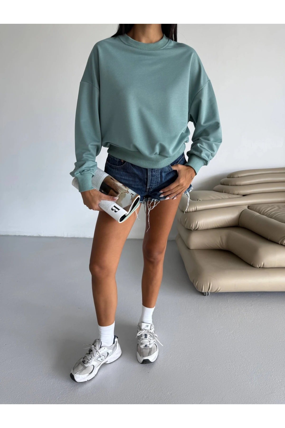 Kadın Çağla Yeşil Bisiklet Yaka 2 İplik Sweatshirt HZL25W-FRY123391