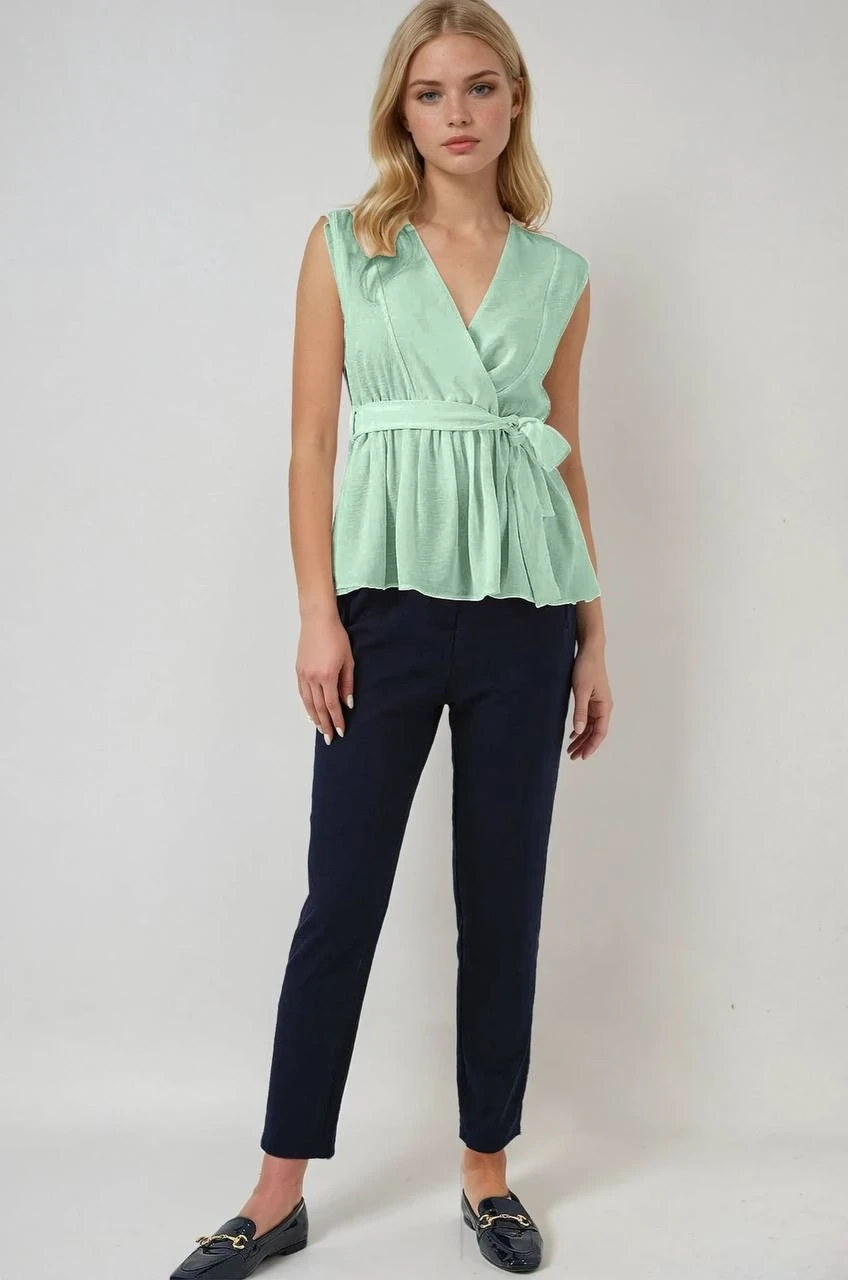 Kadın Çağla Yeşil Kruvaze Yaka Beli Lastikli Kuşaklı Bluz HZL25S-BD19661