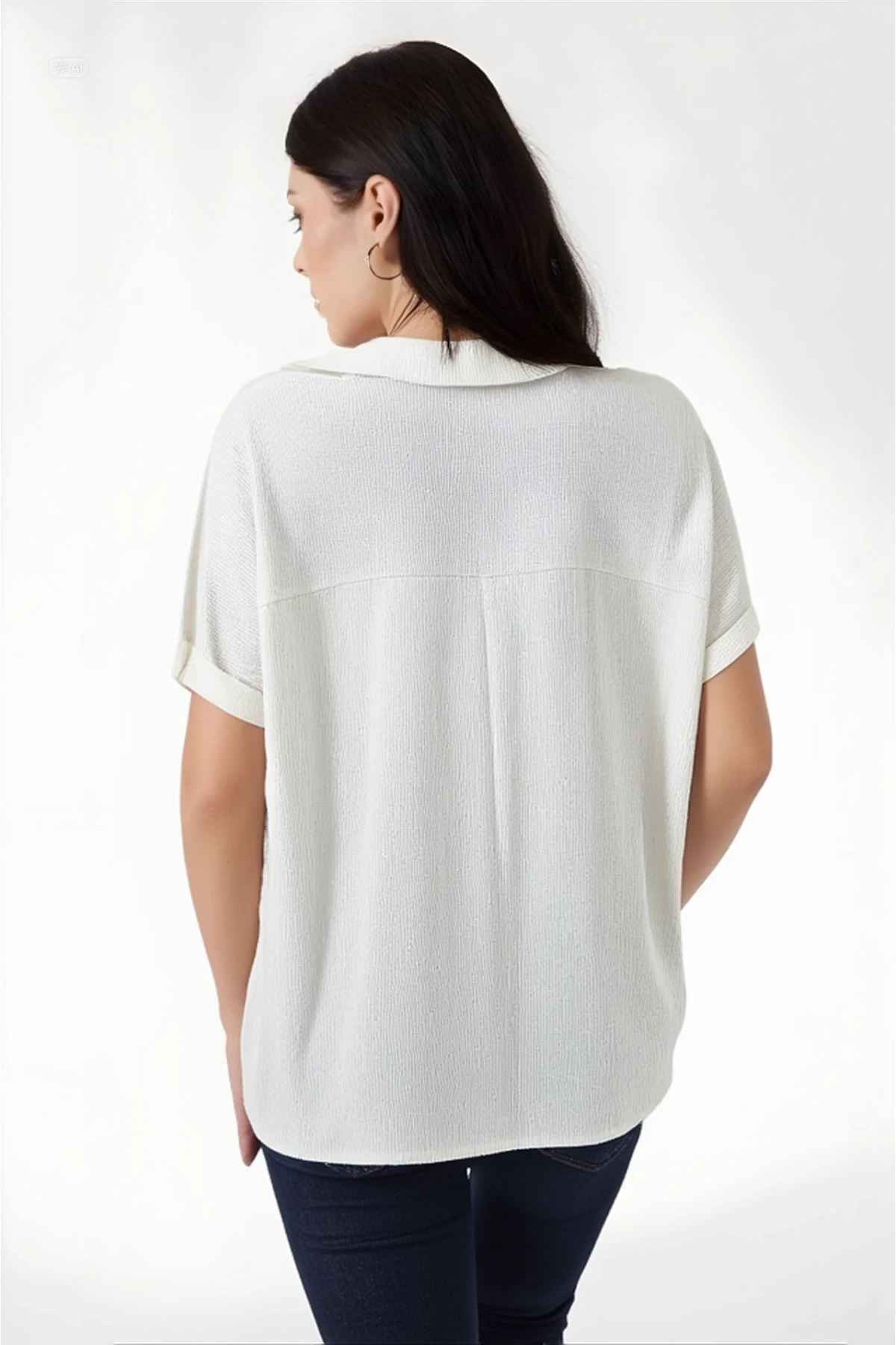 Kadın Ekru Polo Yaka Geniş Kesim Örme Bluz HZL24S-BD104861