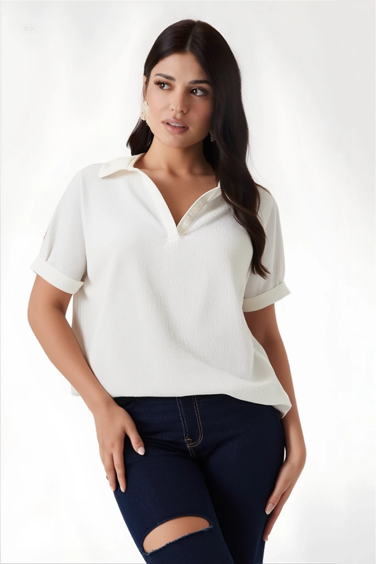 Kadın Ekru Polo Yaka Geniş Kesim Örme Bluz HZL24S-BD104861