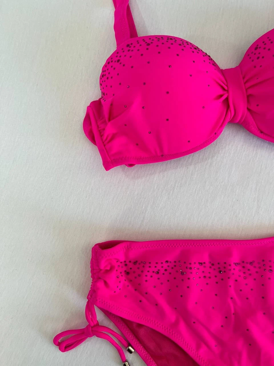 Kadın Fuşya Taş İşlemeli Astarlı Bikini Takım HZL25S-LC3361