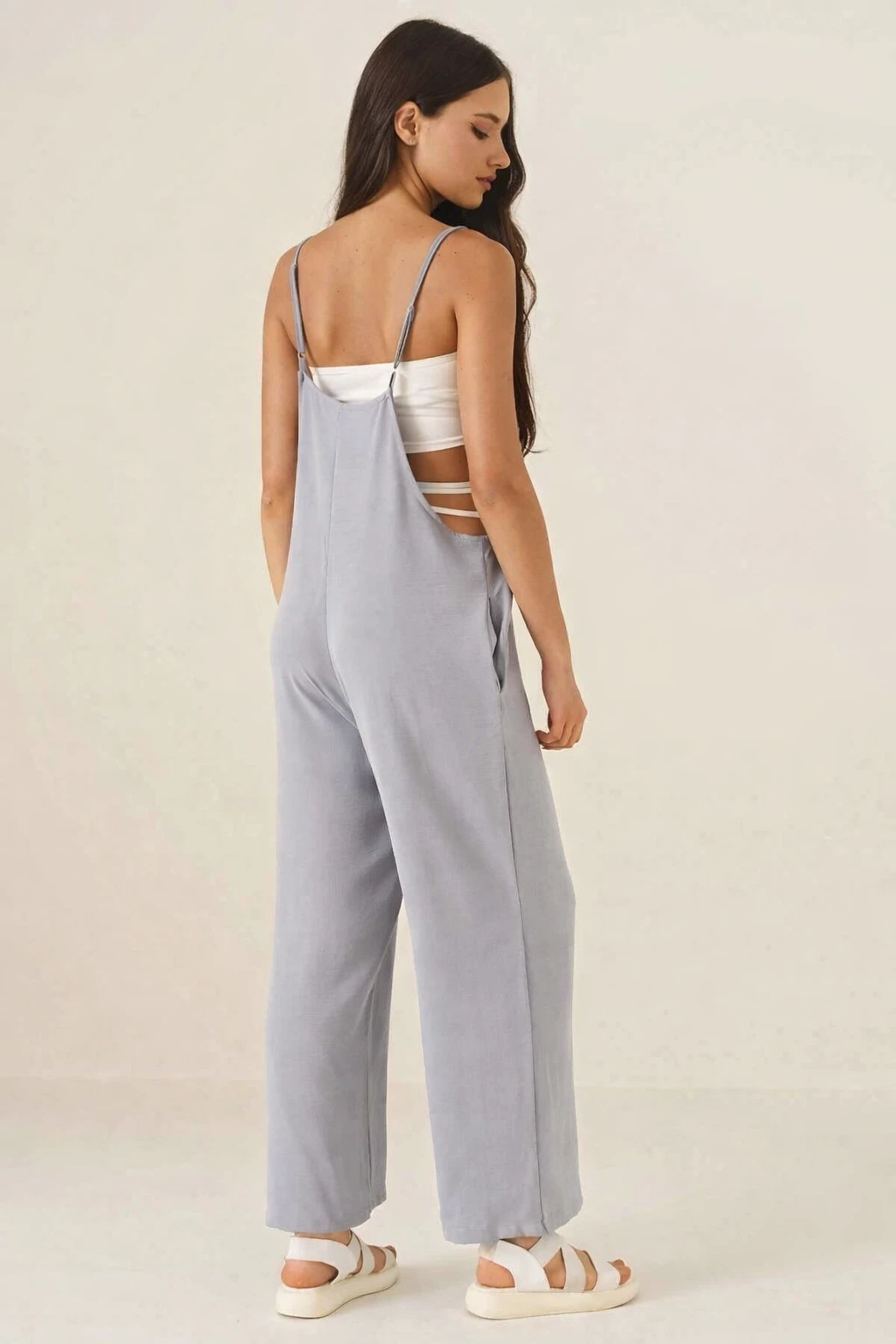 Kadın Gri Ayarlanabilir Askılı Cepli Bol Paça Bahçıvan Tulum HZL22S-BD170191