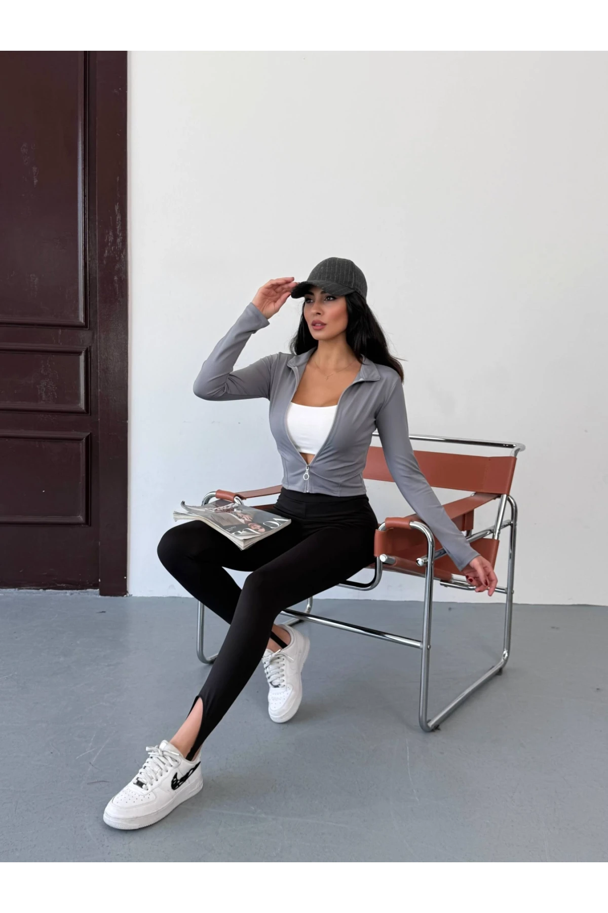 Kadın Gri Dalgıç Kumaş Fermuar Kapamalı Parmak Geçirmeli Sweatshirt HZL25W-FRY123441