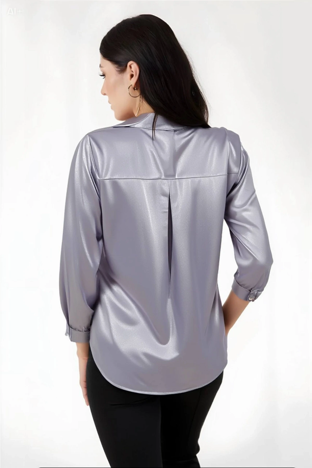 Kadın Gri Hafif Dökümlü Saten Yüzeyli Gömlek HZL22W-BD139641