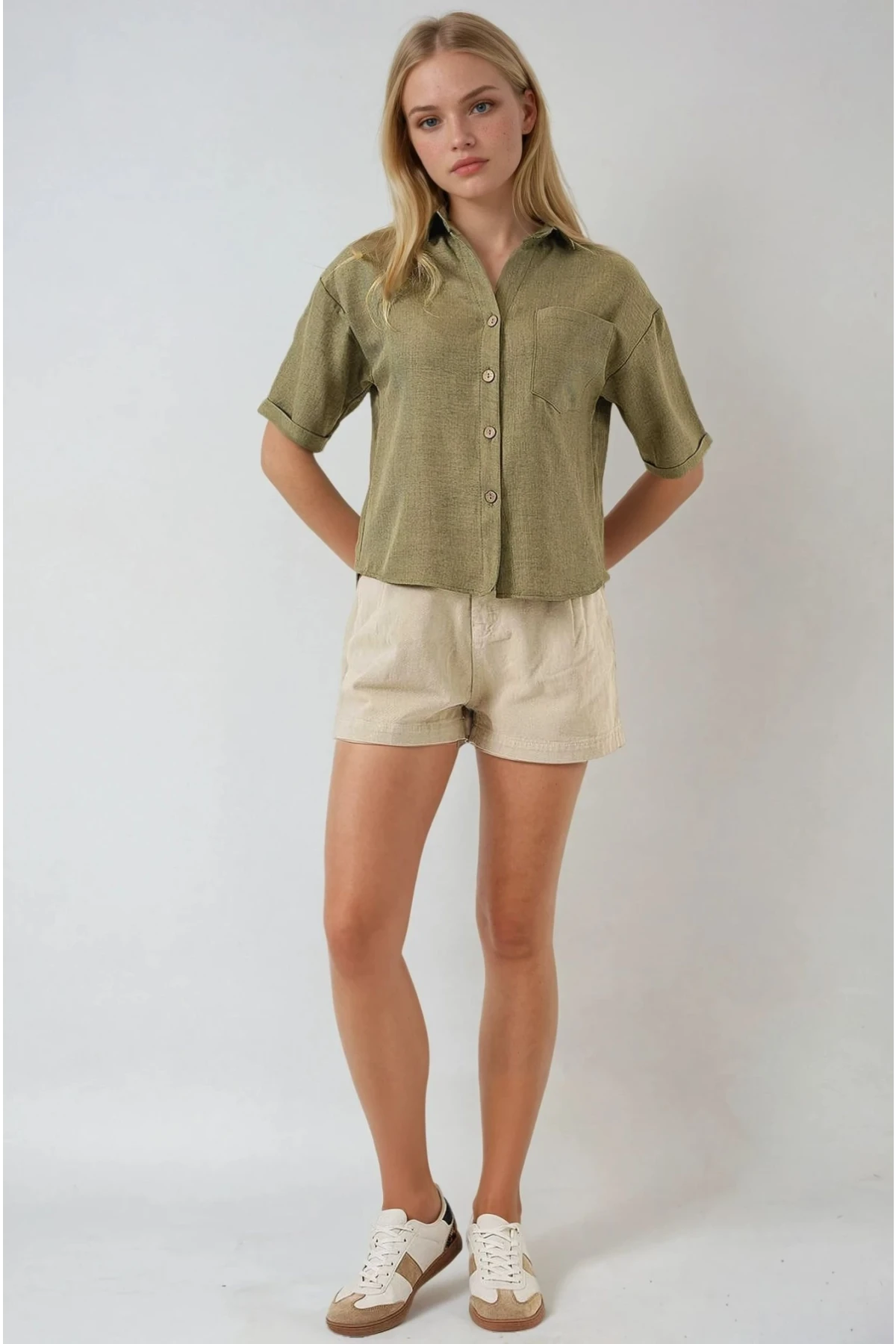 Kadın Haki Keten Görünümlü Crop Gömlek HZL25S-BD1203391