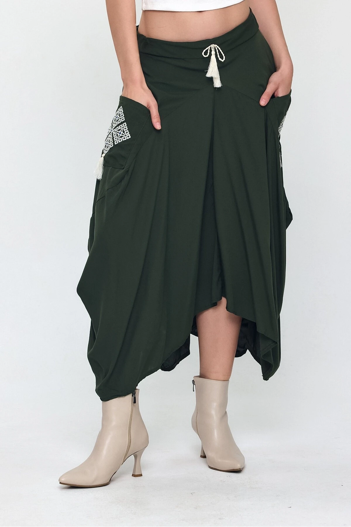 Kadın Haki Nakış Detaylı Bağcıklı Şalvar Etek HZL25S-VM19001