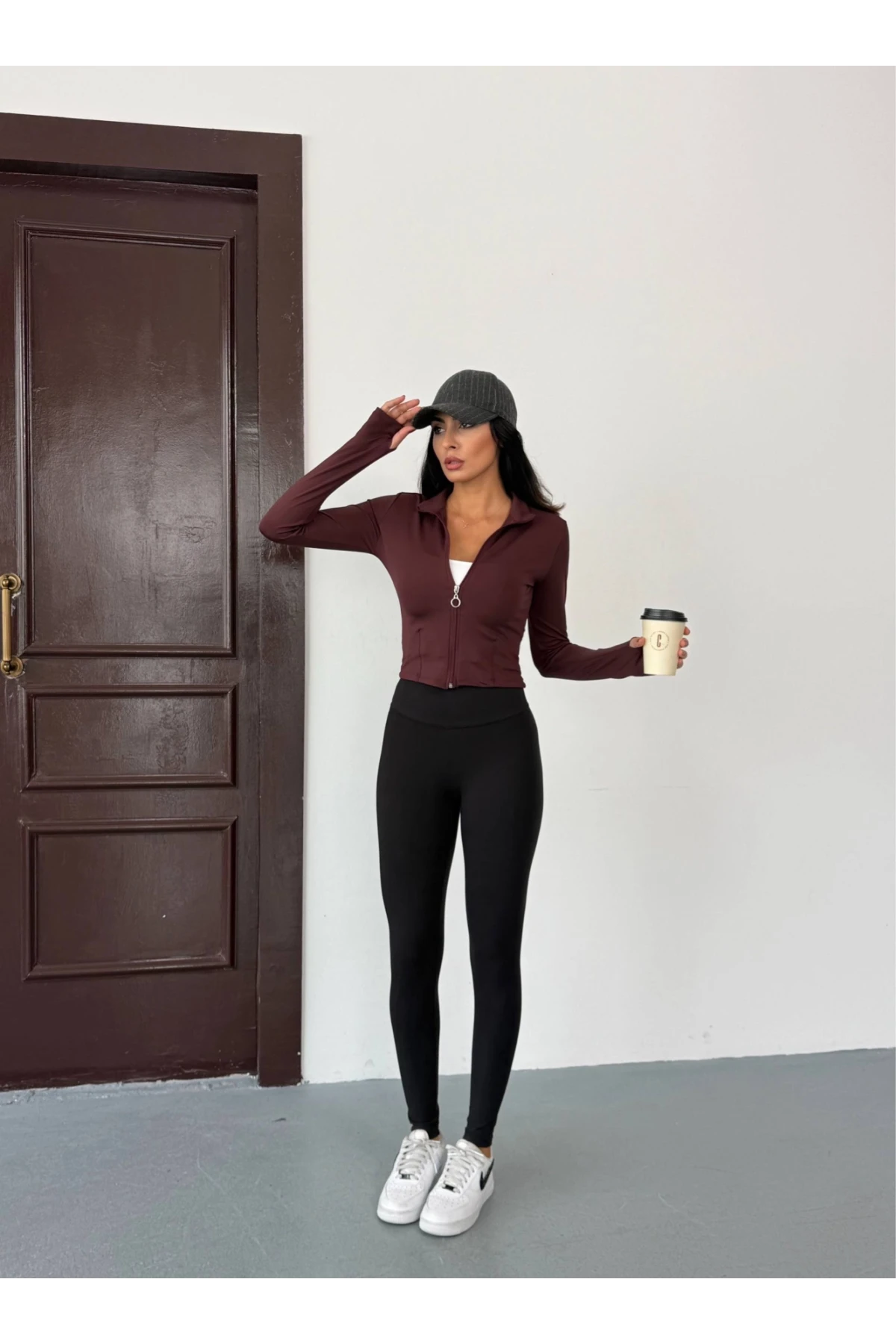 Kadın Kahverengi Dalgıç Kumaş Fermuar Kapamalı Parmak Geçirmeli Sweatshirt HZL25W-FRY123441