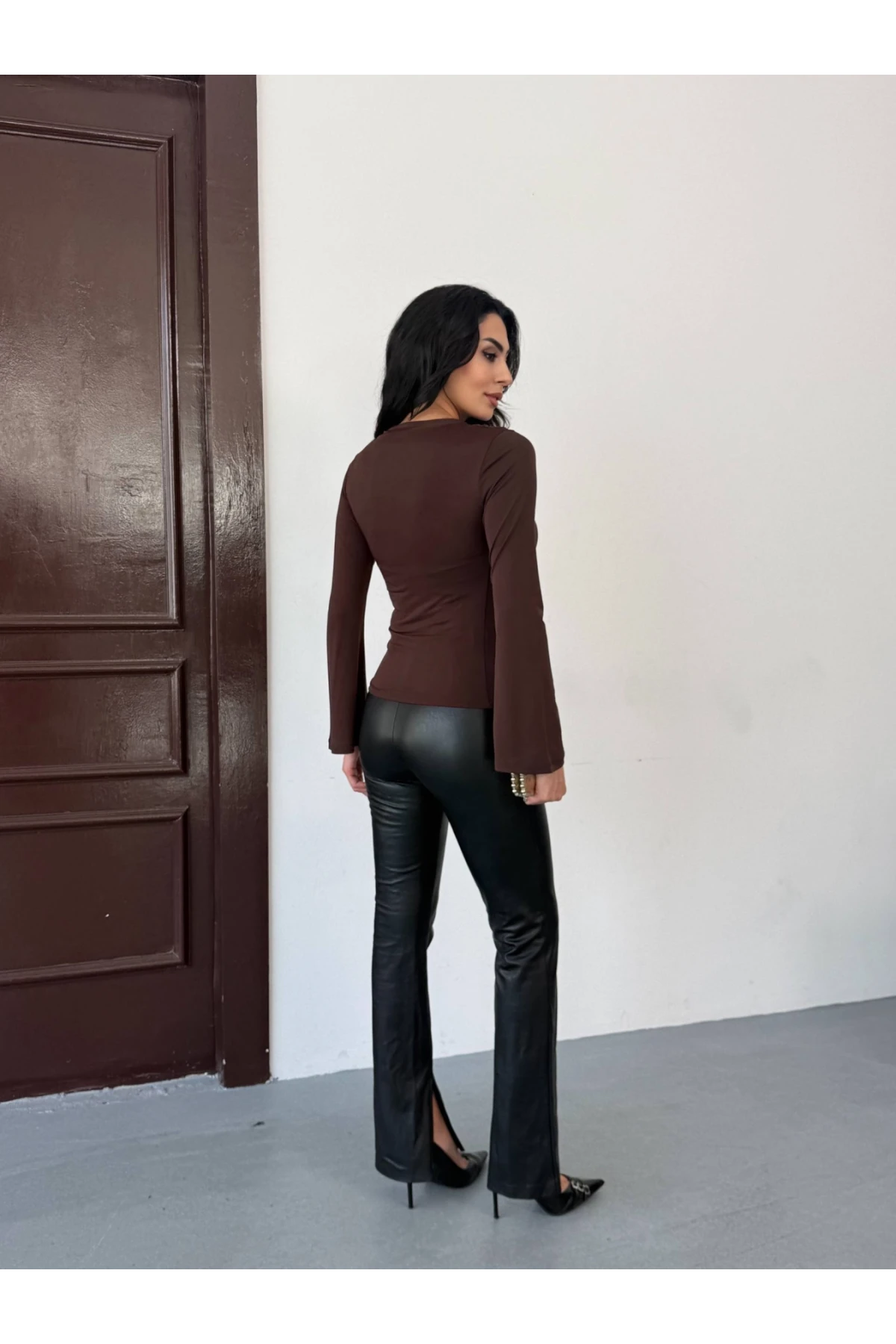 Kadın Kahverengi Drape Detaylı İspanyol Kol Sany Bluz HZL25W-FRY123431