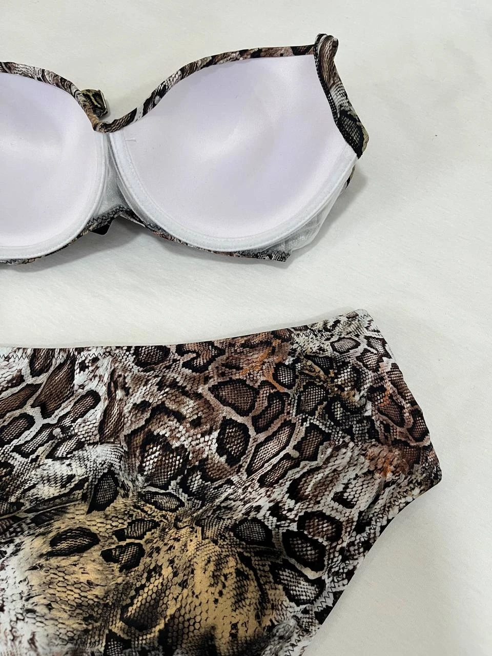 Kadın Kahverengi Leopar Desenli Astarlı Büyük Beden Bikini Takımı HZL25S-LC25006