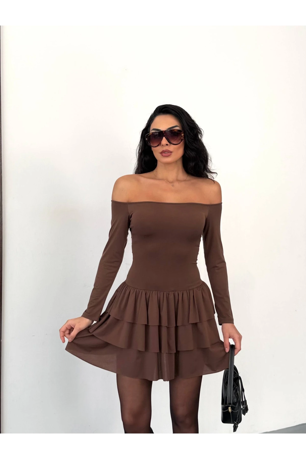 Kadın Kahverengi Straplez Yaka Kat Kat Etek Detaylı Mini Elbise HZL25W-FRY123581