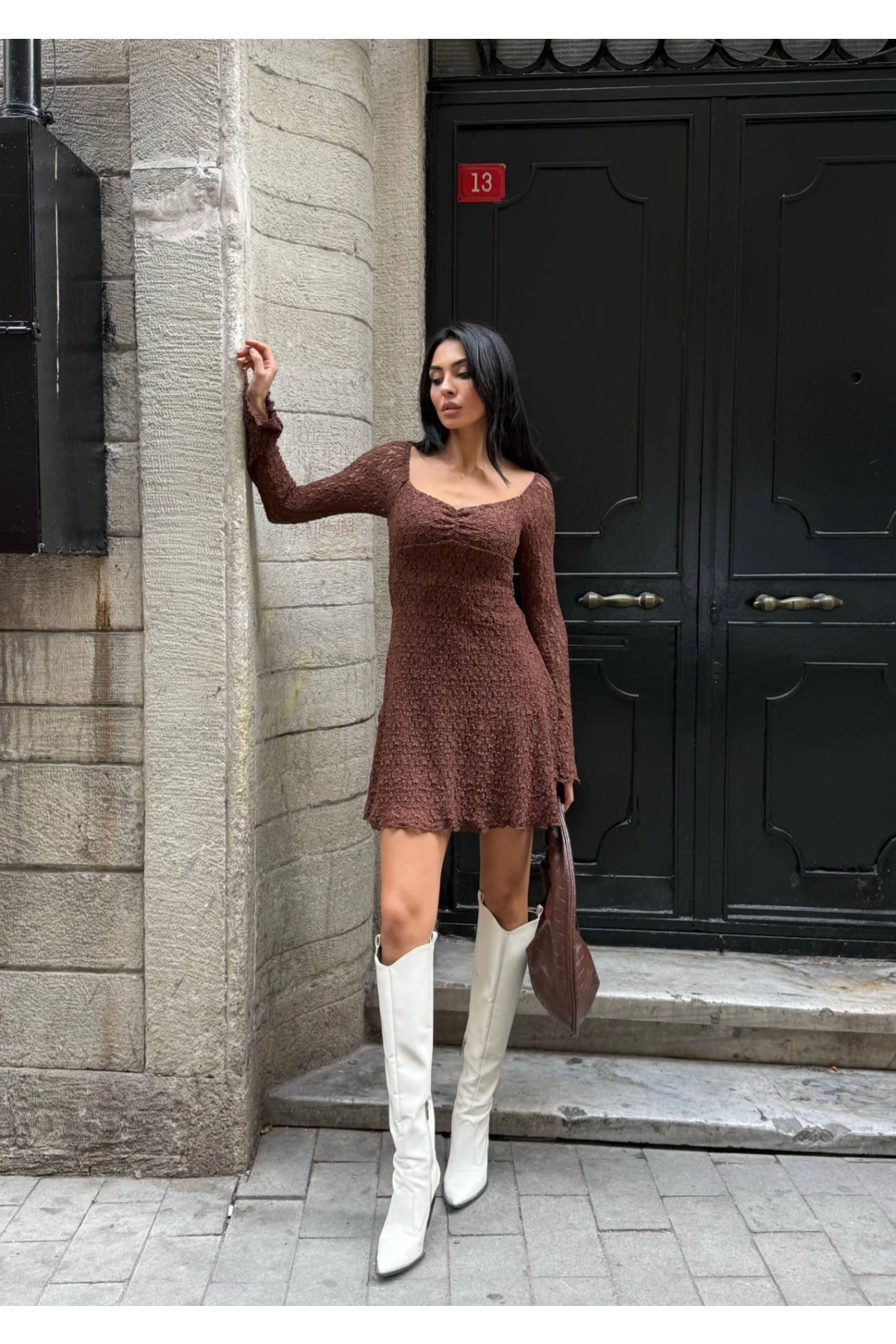 Kadın Kahverengi Uzun Kollu Dantel Detay Astarlı Kloş Elbise HZL25W-FRY123531