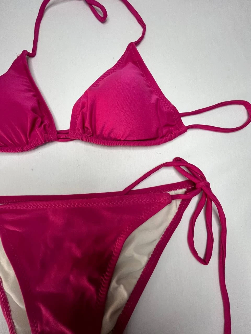 Kadın Koyu Pembe Boyundan İp Bağlamalı Üçgen Bikini Takımı HZL25S-LC5005