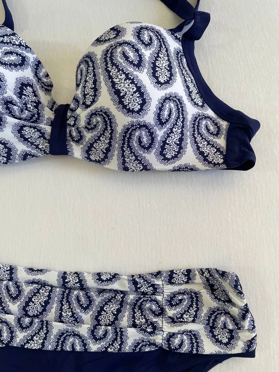 Kadın Lacivert Beyaz Etnik Desen Bikini Takımı HZL25S-LC213