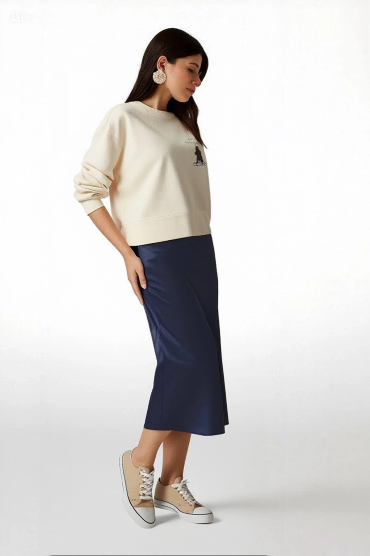 Kadın Lacivert Saten Yüzeyli Beli Lastikli Midi Boy Etek Hzl23s-bd1101471